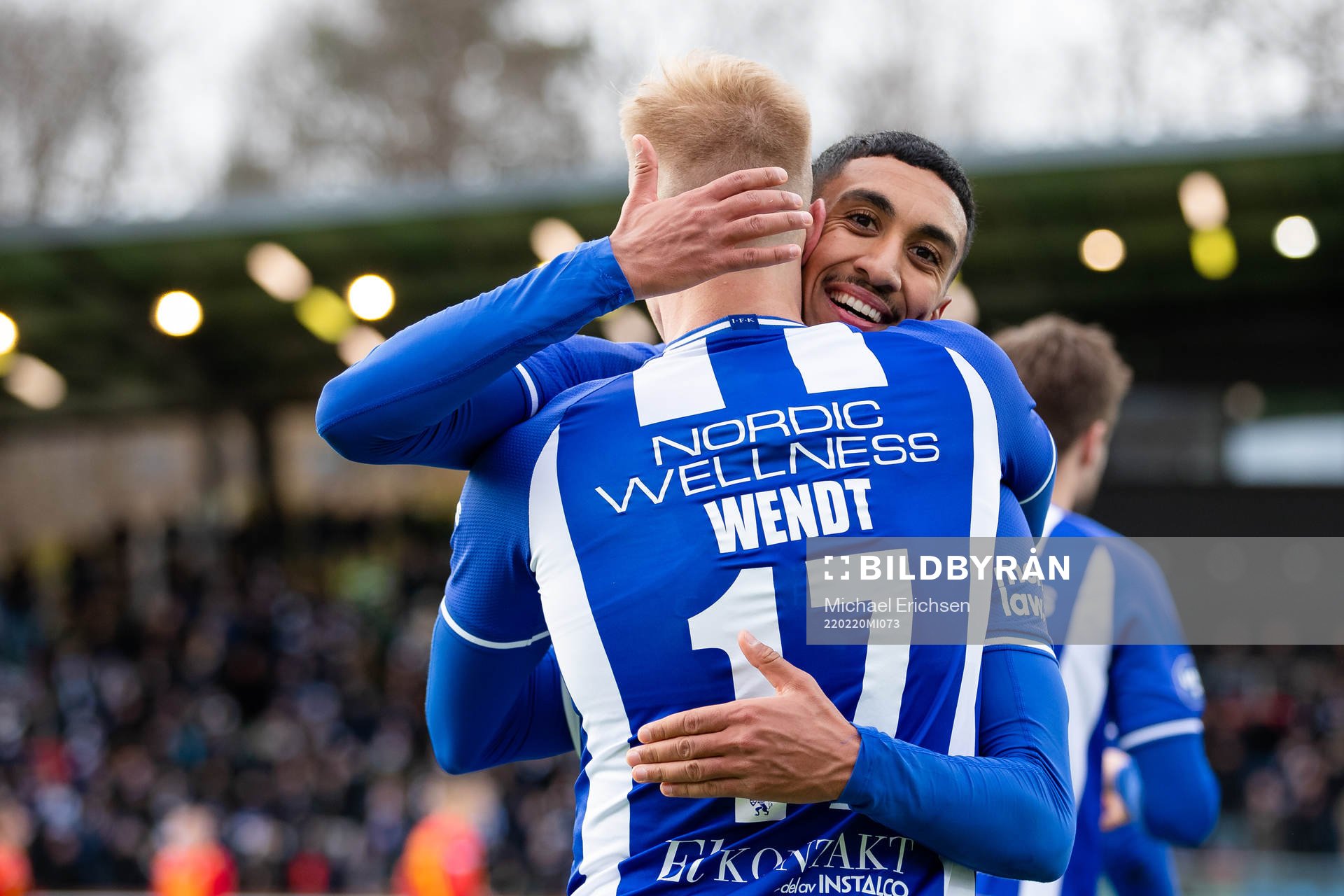 IFK Göteborgs Oscar Wendt jublar ihop med Amir Al-Ammari