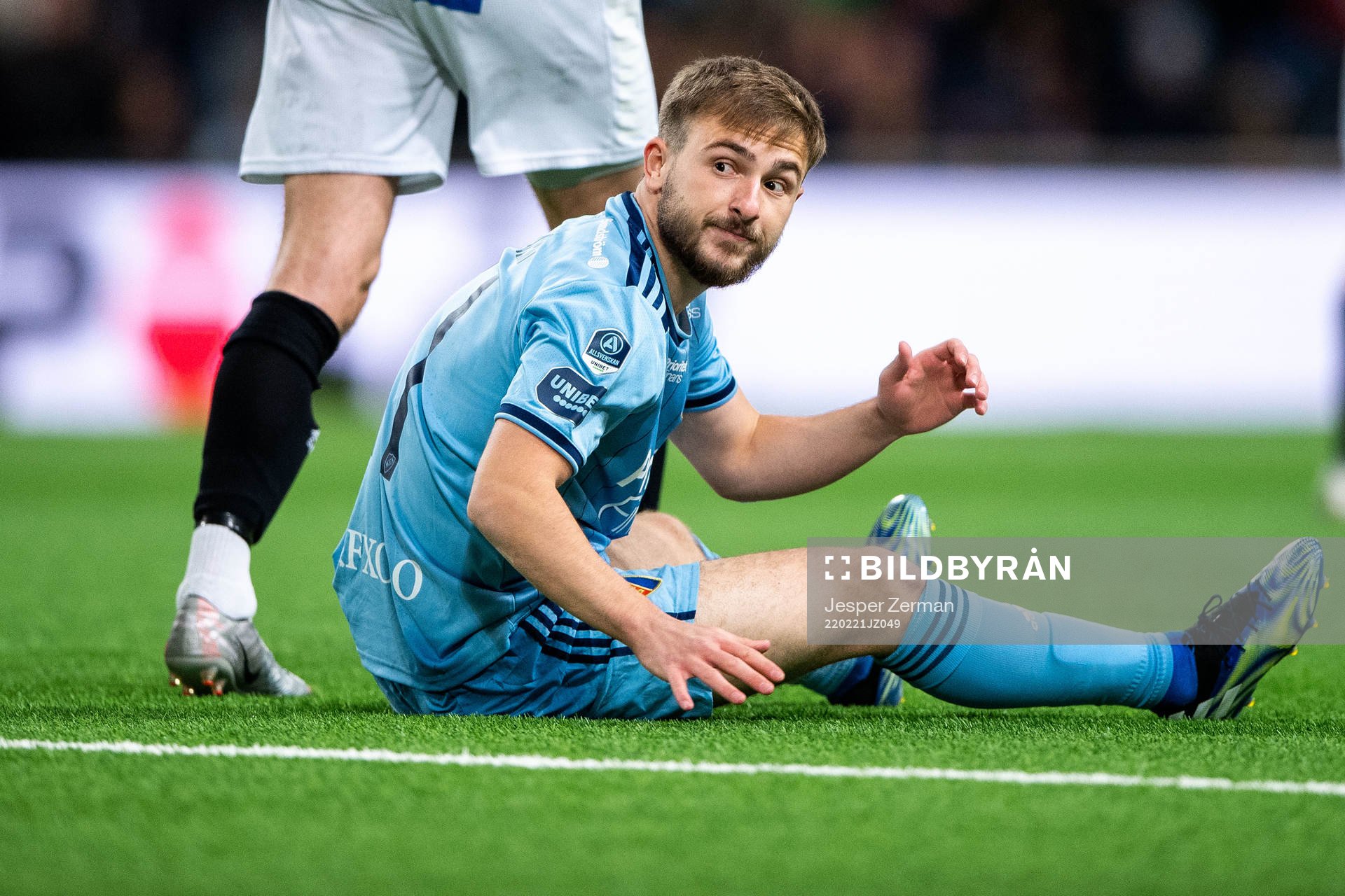 Djurgårdens Albion Ademi deppar