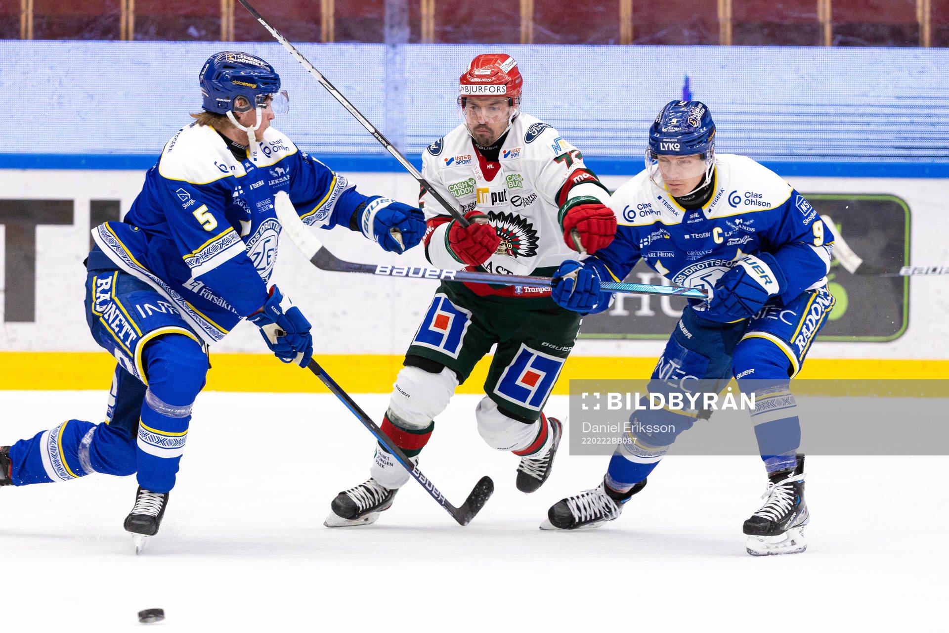 Frölundas Patrik Carlsson i en kamp mot Leksands Calle