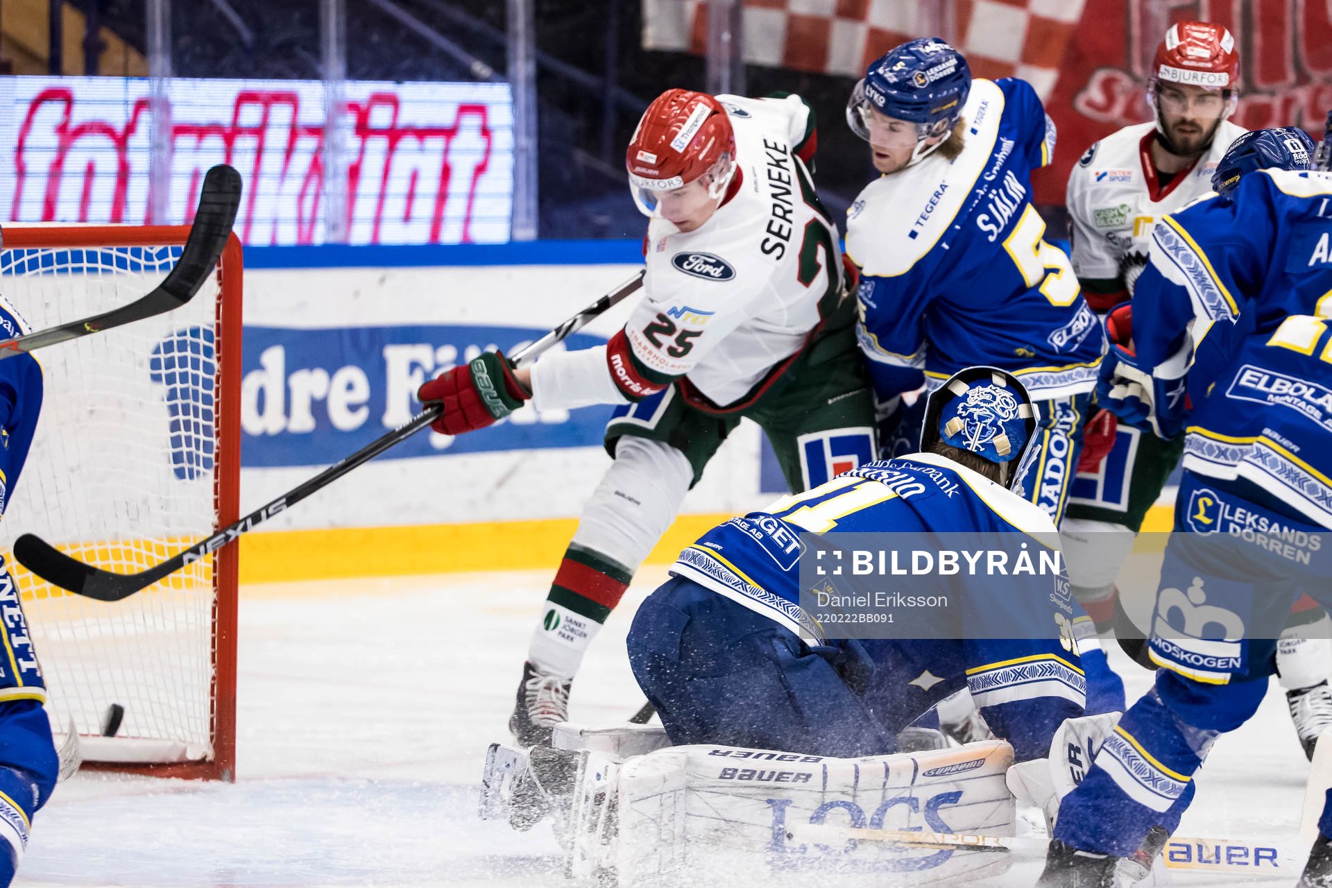 Frölundas Elmer Söderblom gör 0-1 bakom Leksands