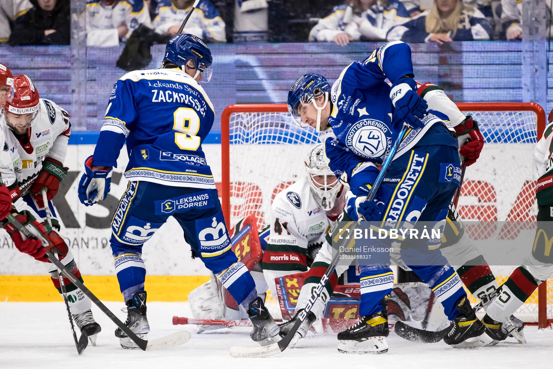 Frölundas målvakt Niklas Rubin och Leksands Max Veronneau