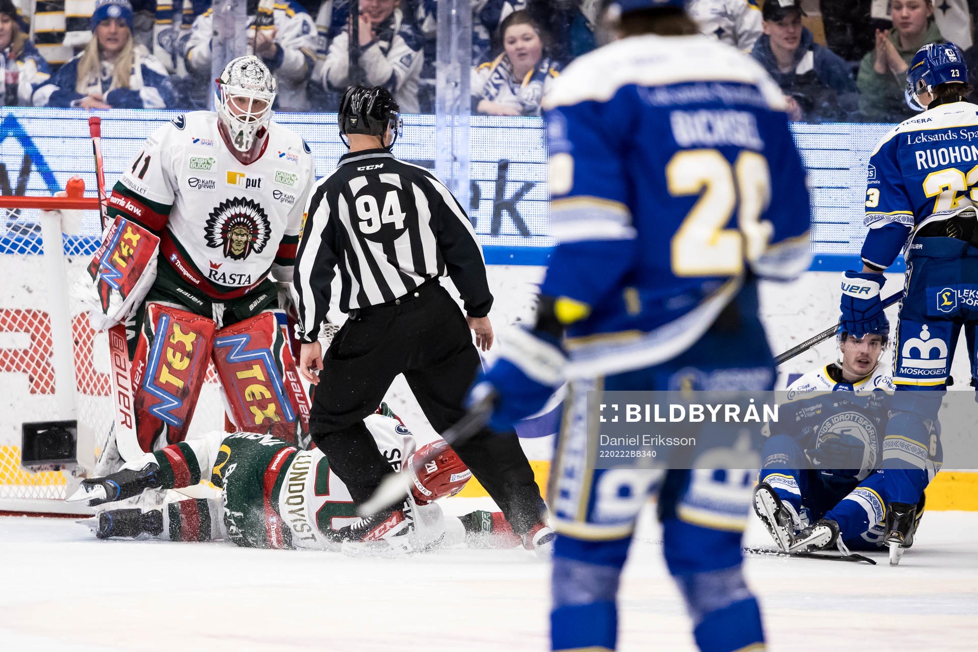 Frölundas målvakt Niklas Rubin och Leksands Nils Åman