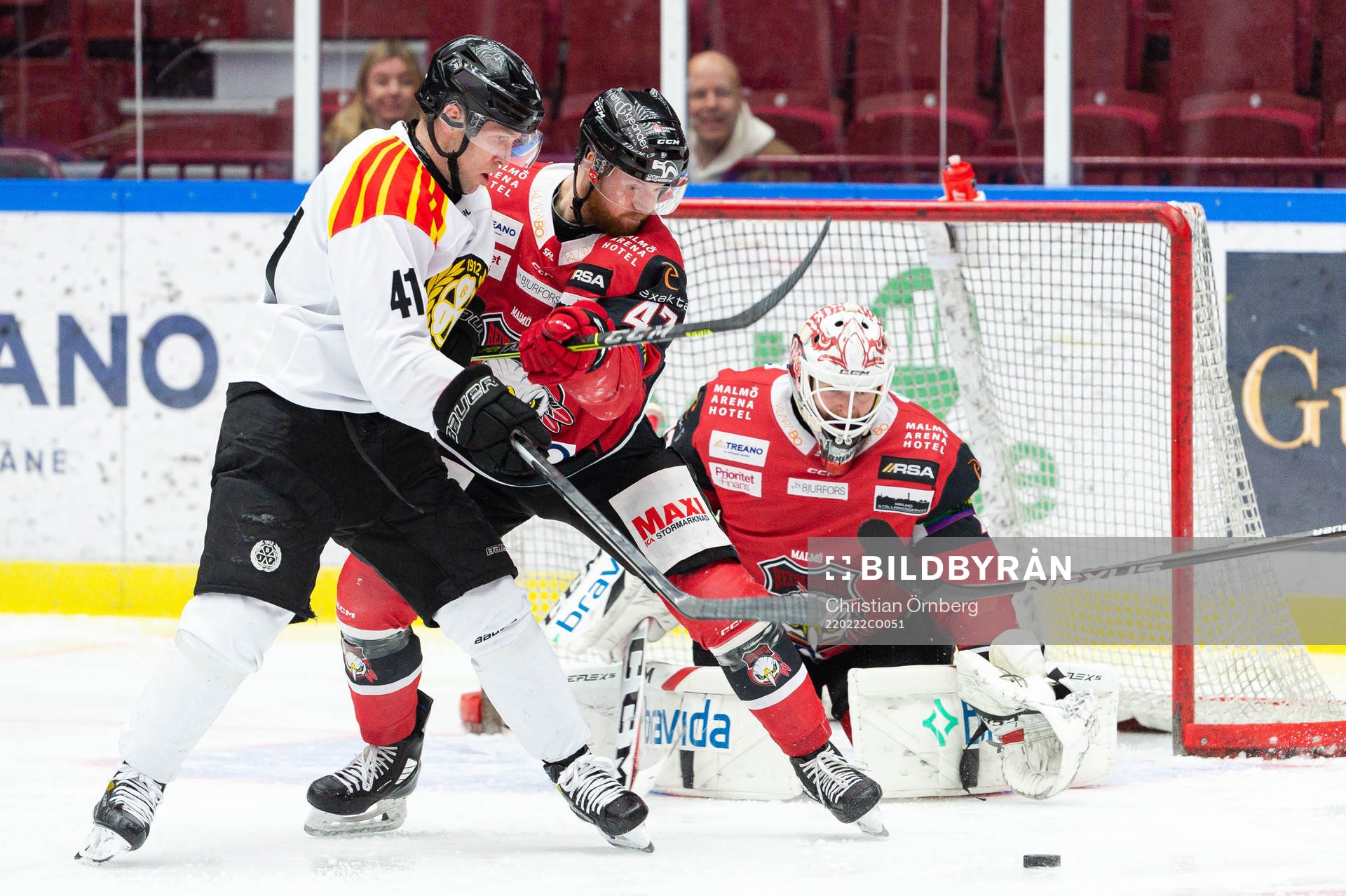 Brynäs Greg Scott oroar framför Malmö Redhawks Niklas