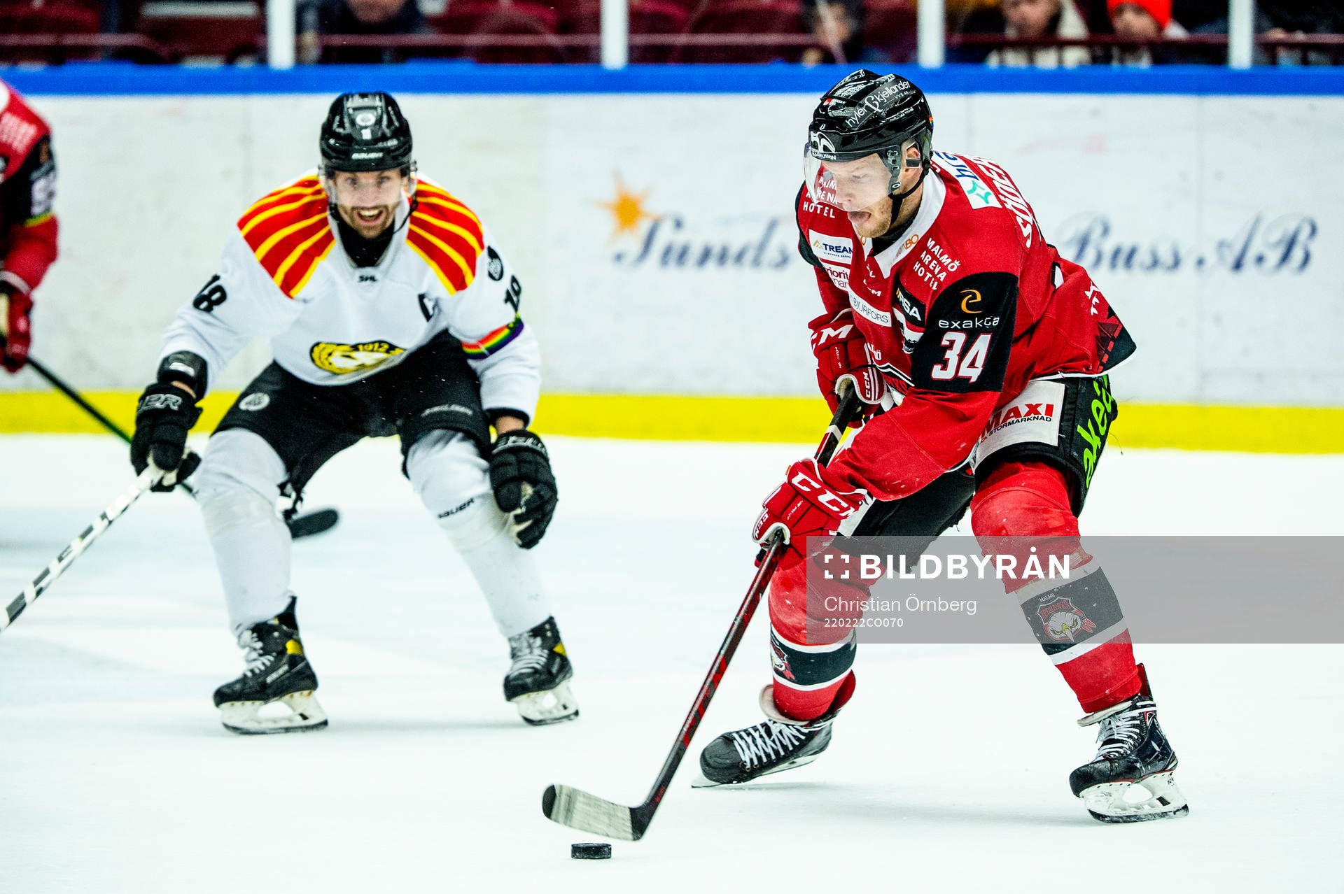 Malmö Redhawks Carl Söderberg mot Brynäs Anton Rödin