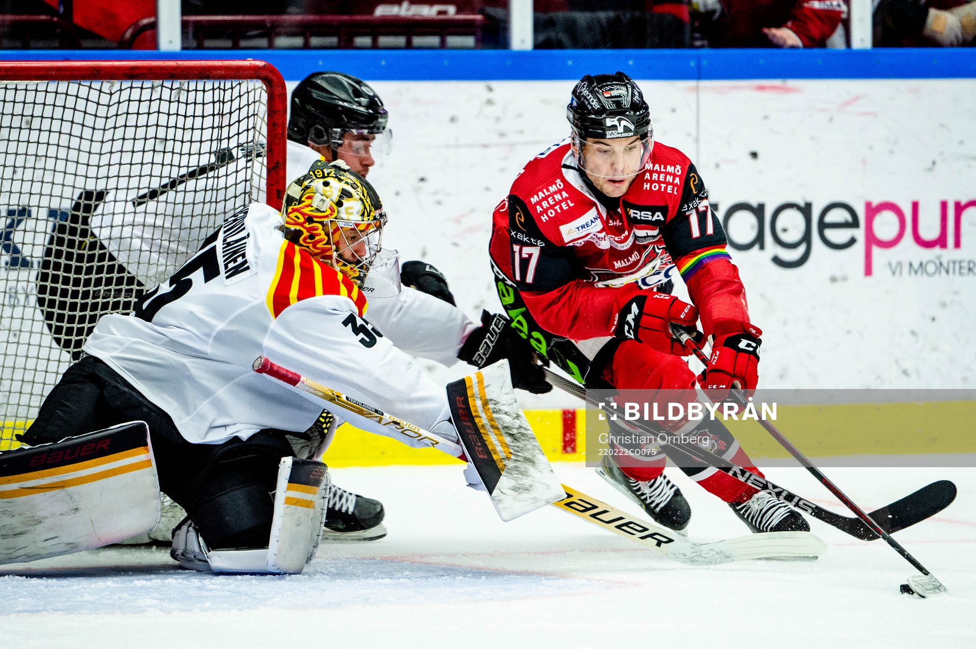 Malmö Redhawks Pathrik Westerholm mot Brynäs målvakt