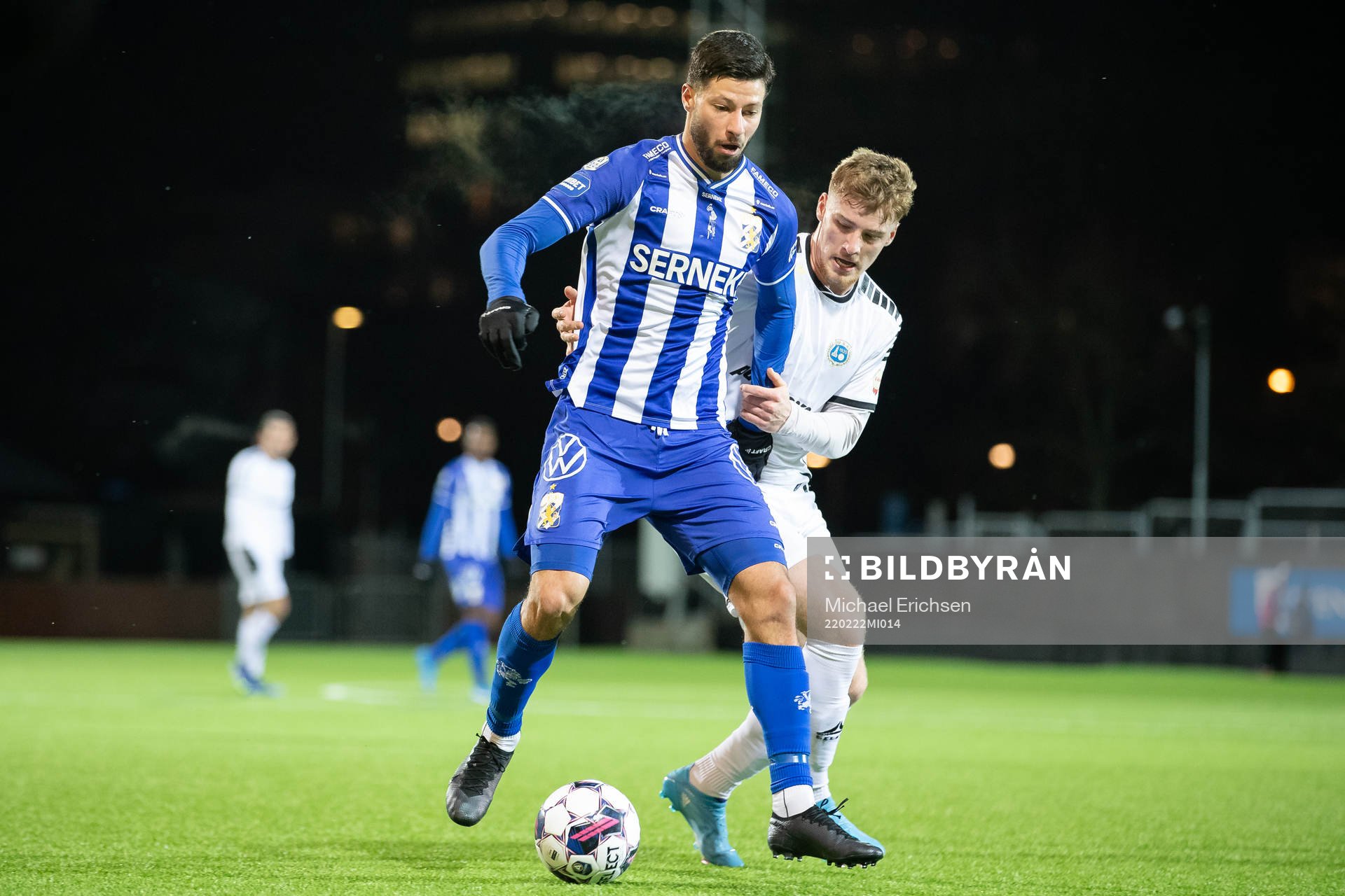 IFK Göteborgs Kevin Yakob  och Utsiktens Markus Björkqvist