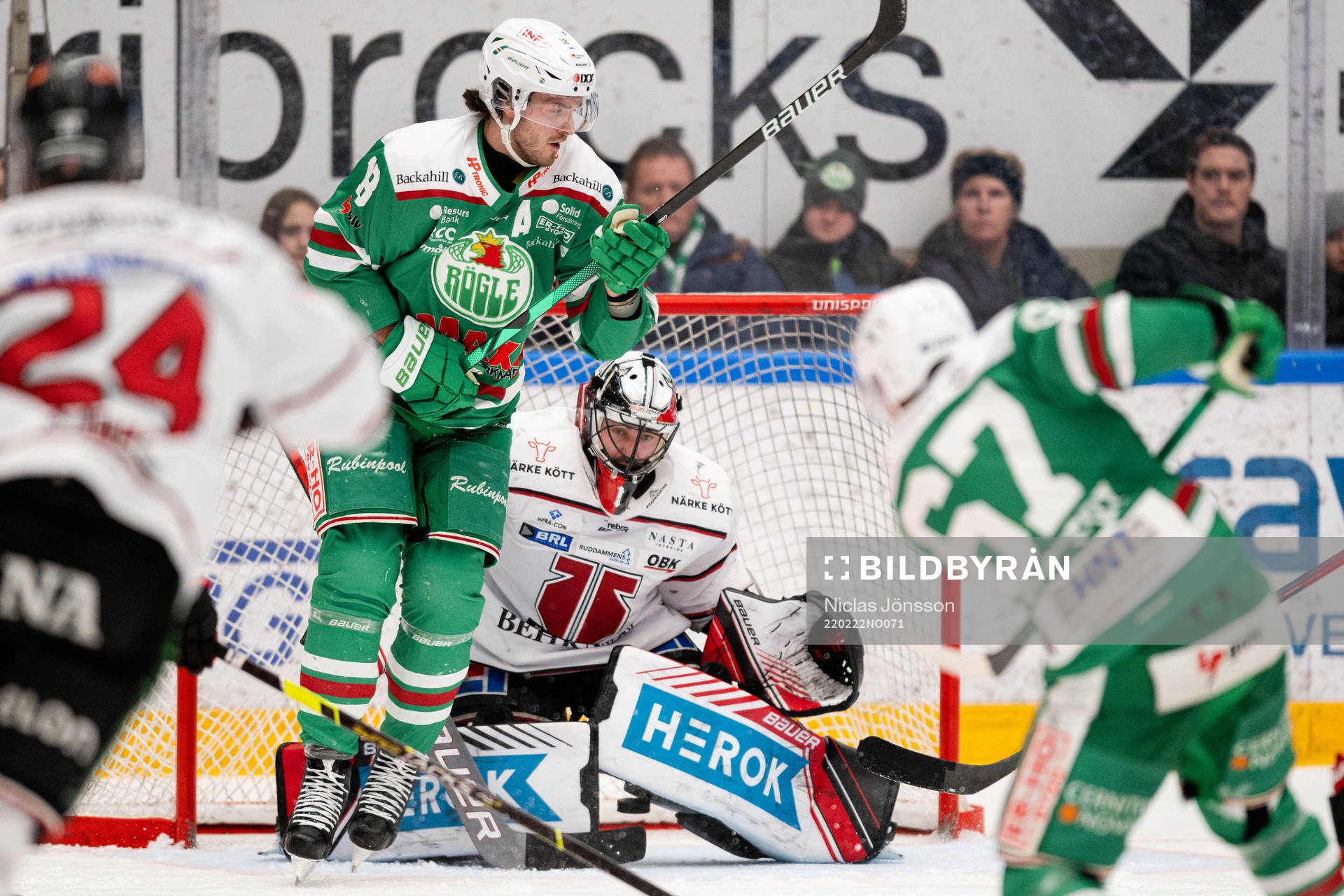 Rögles Leon Bristedt gör 2-1 bakom Dennis Everberg och