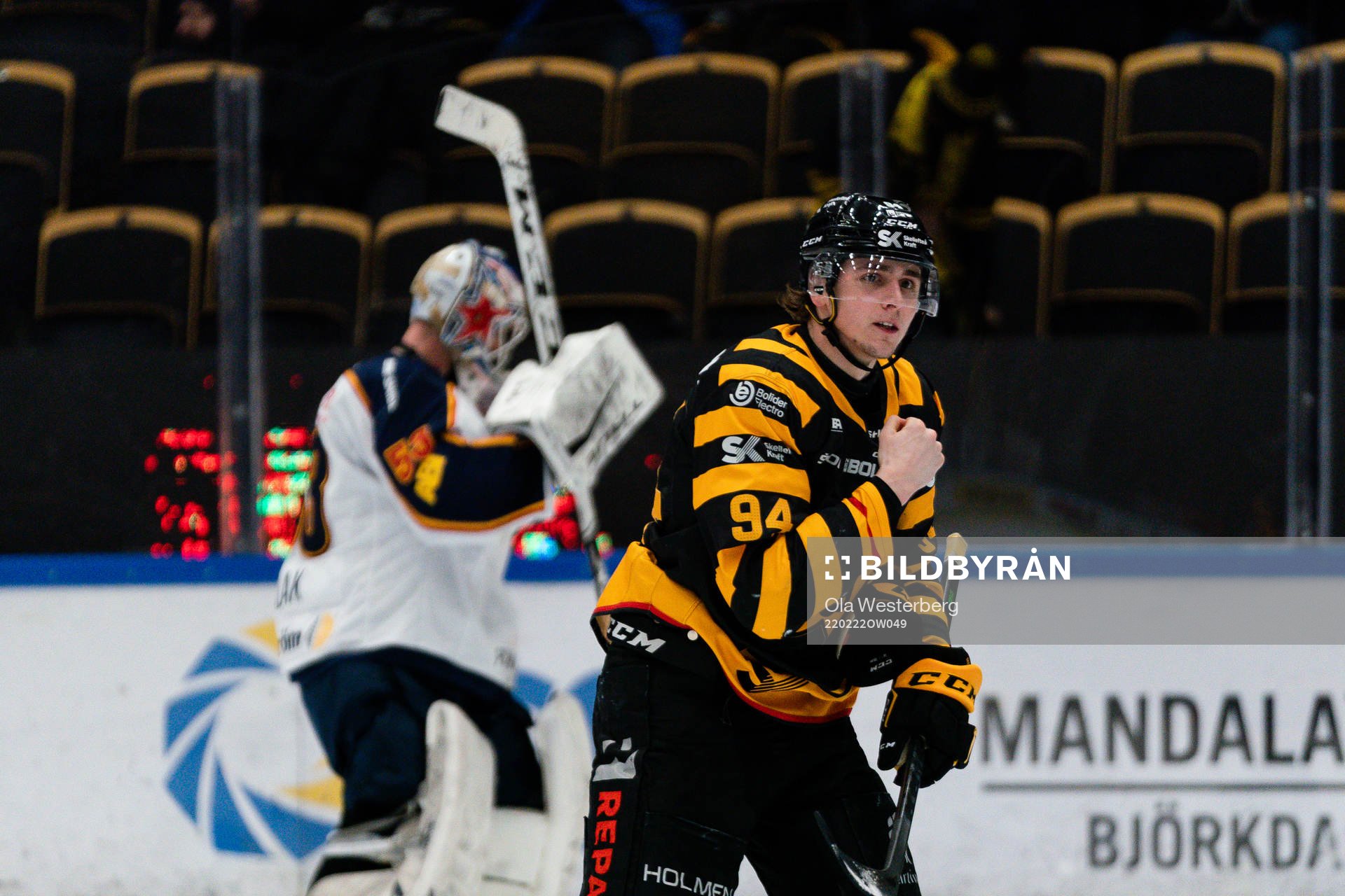 Skellefteås Linus Karlsson jublar
