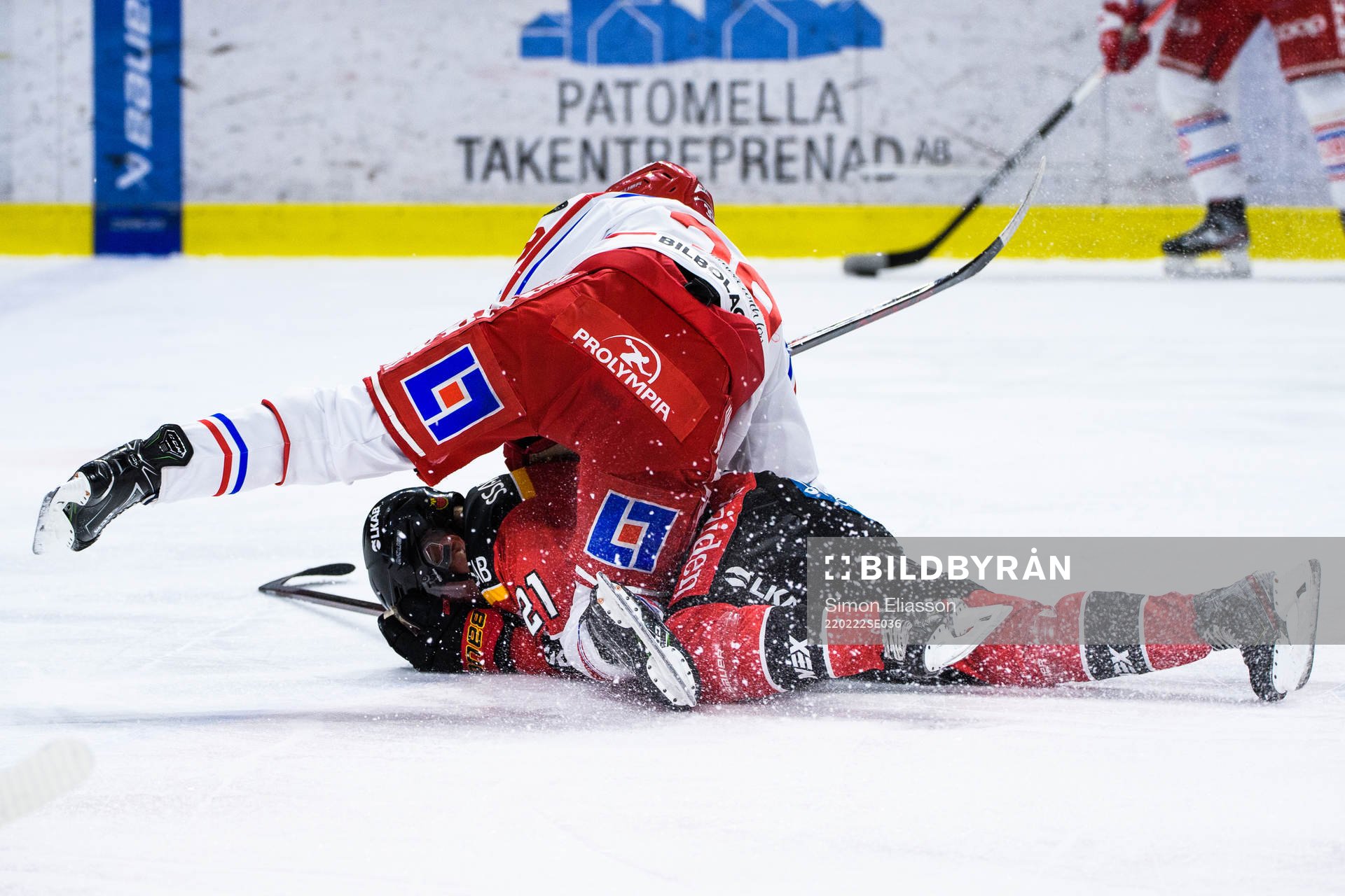 Timrås Ty Rattie och Luleås Juhani Tyrväinen