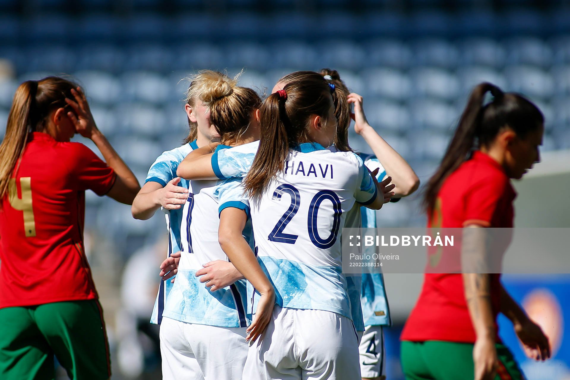 Players of Norway celebrate