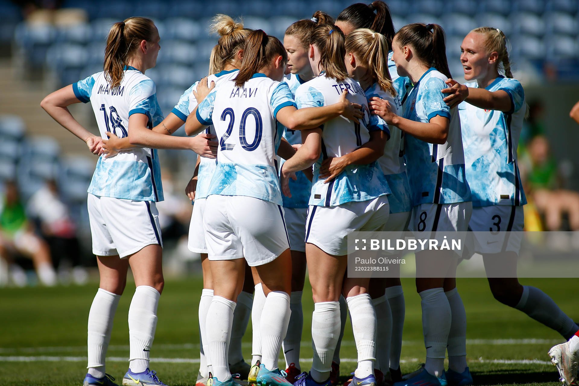 Players of Norway celebrate