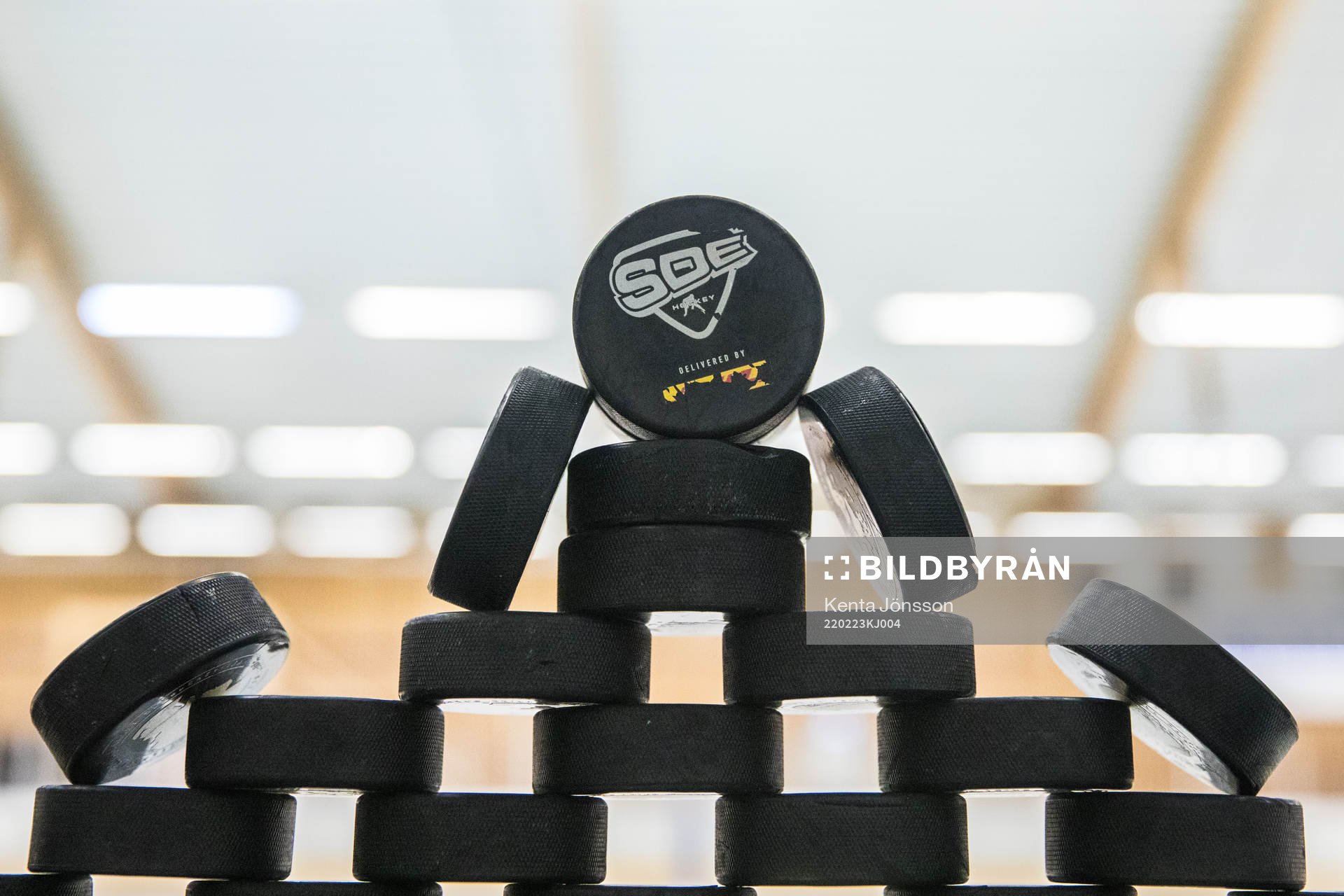 Puckar med SDEs klubbmärke