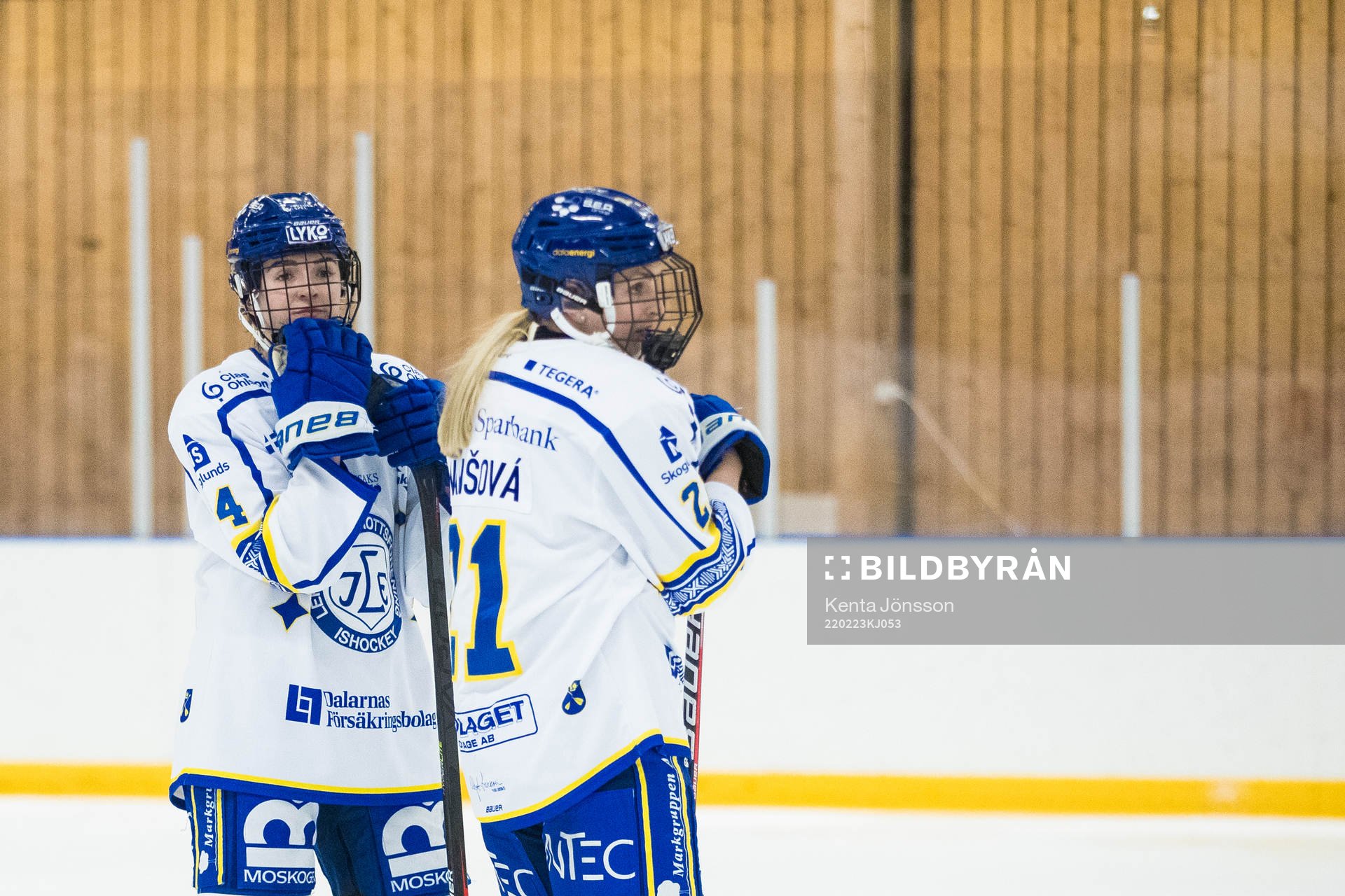 Leksands Wilma Johansson och Tereza Vanisova deppar