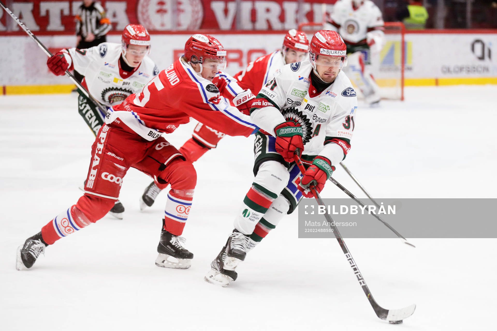 Frölundas Niklas Lasu och Timrås Filip Westerlund