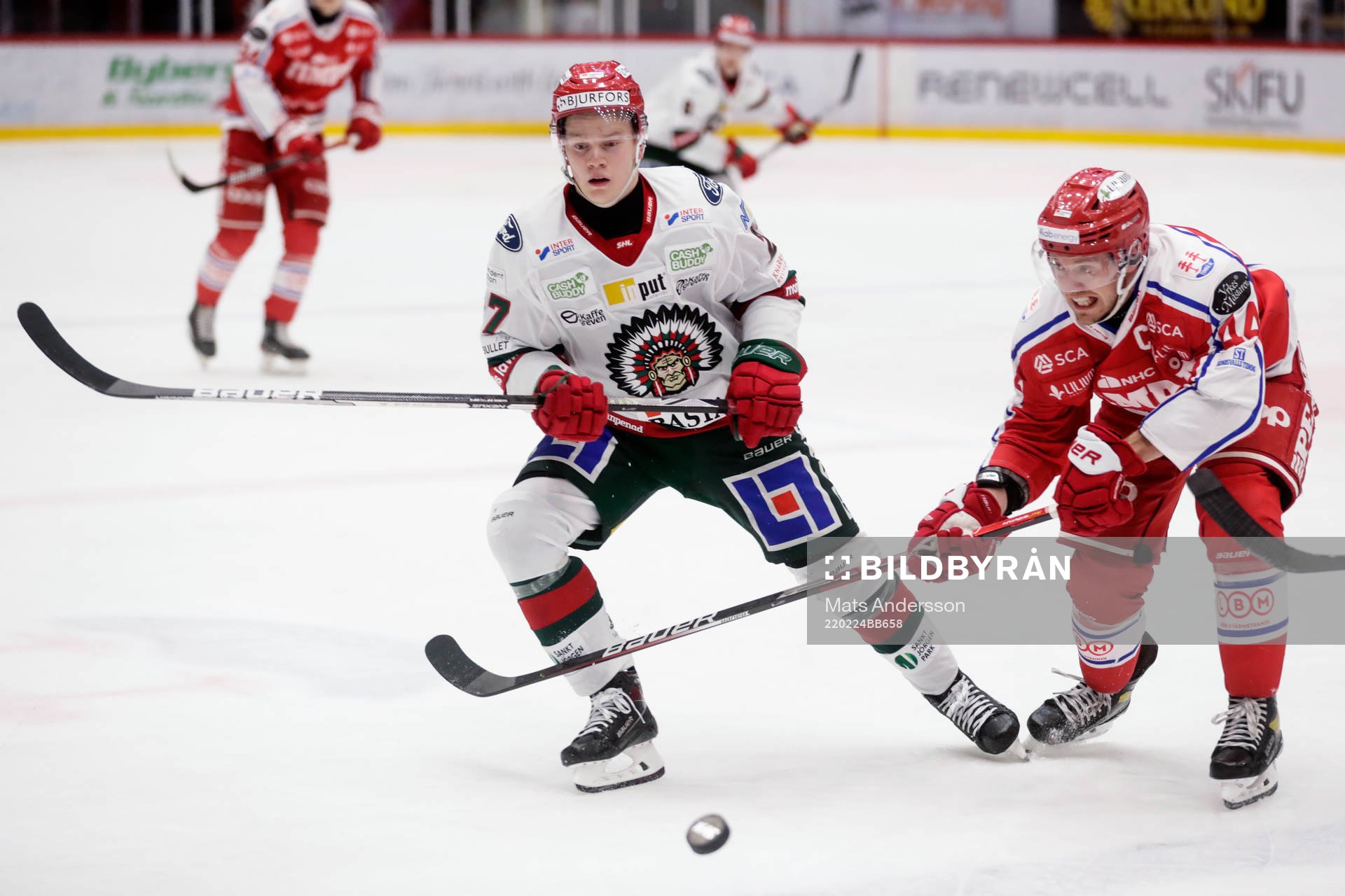 Timrås Jacob Blomqvist och Frölundas Theodor Niederbach