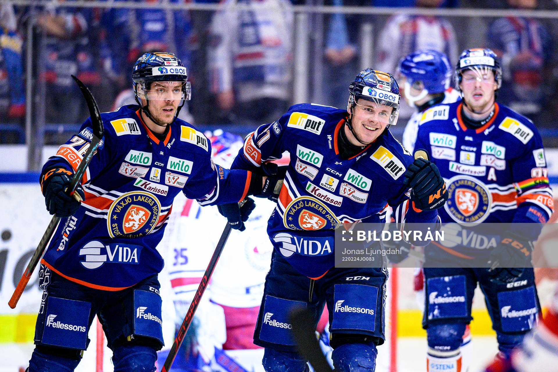 Växjös Joel Kellman och Olle Lycksell jublar