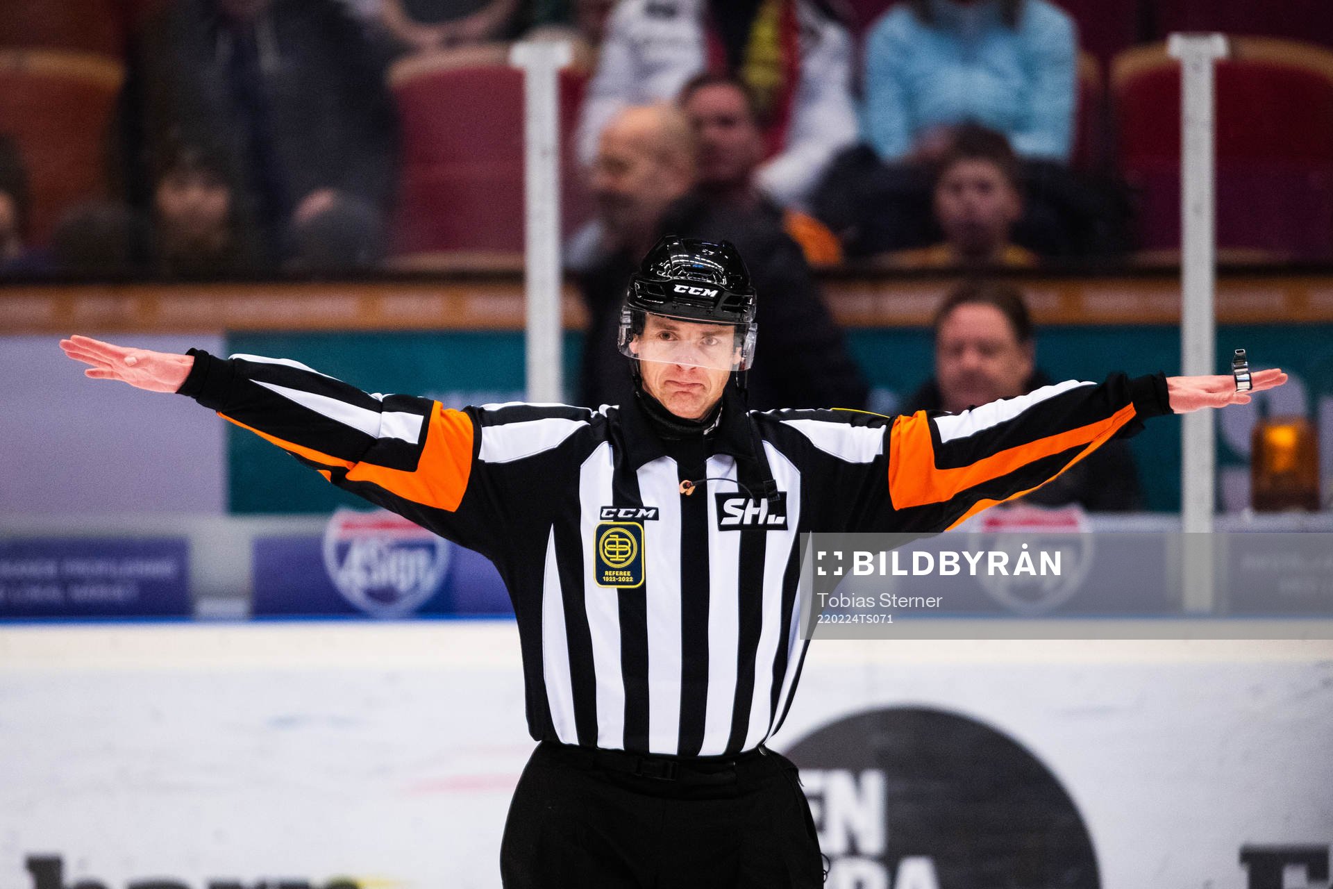 Domare Mikael Andersson dömer bort Brynäs 1-1 mål
