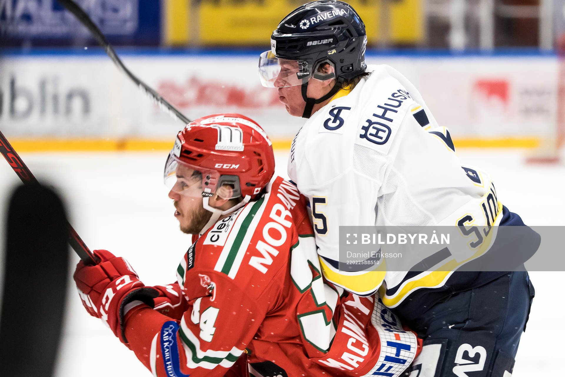 s Victor Sjöholm