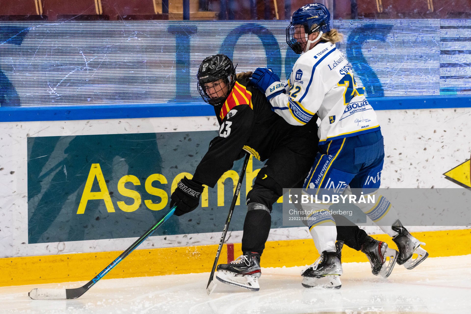 Brynäs Emma Forsgren och Leksands Agnez Svensson
