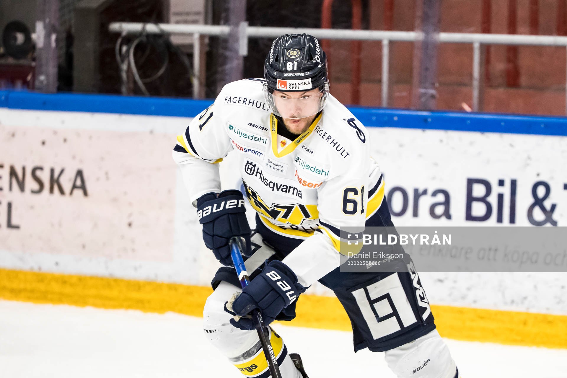 s Tommi Huhtala