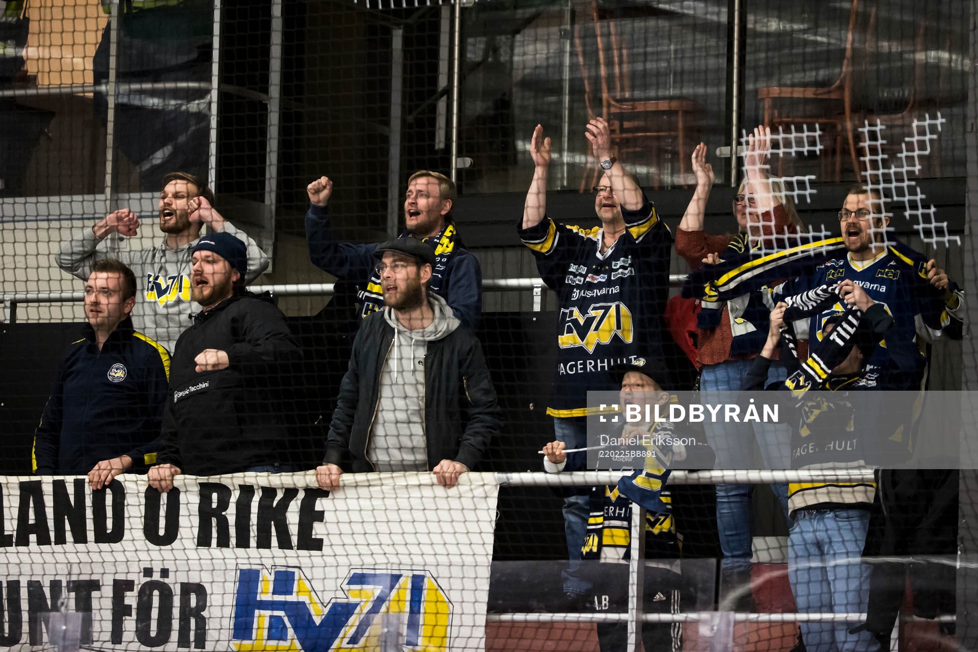 s supportrarna jublar
