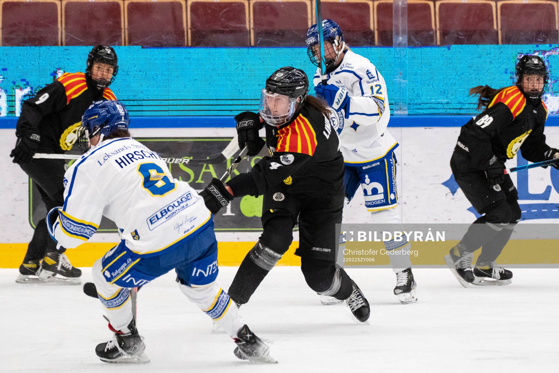 Leksands Gracen Hirschey  och Brynäs Rosa Lindstedt