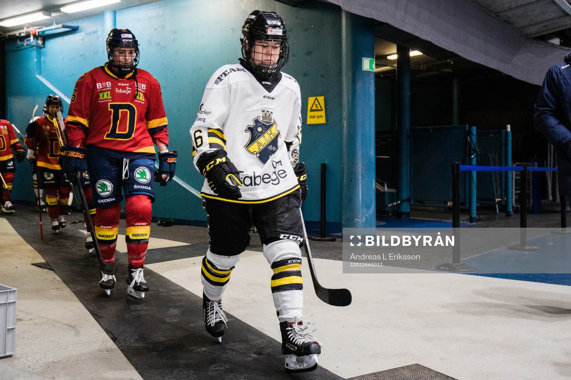 s Lisa Johansson innan ishockeymatchen i SDHL mellan