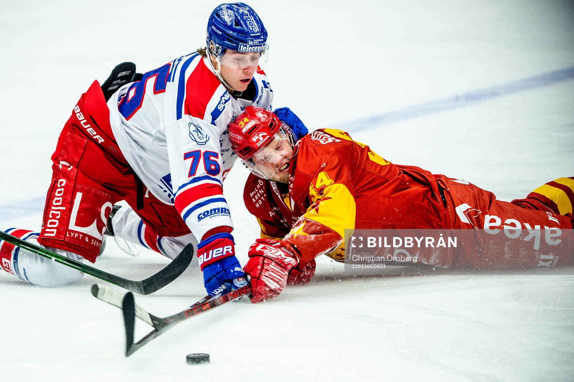 Malmö Redhawks Carl Söderberg mot Oskarshamns Emil