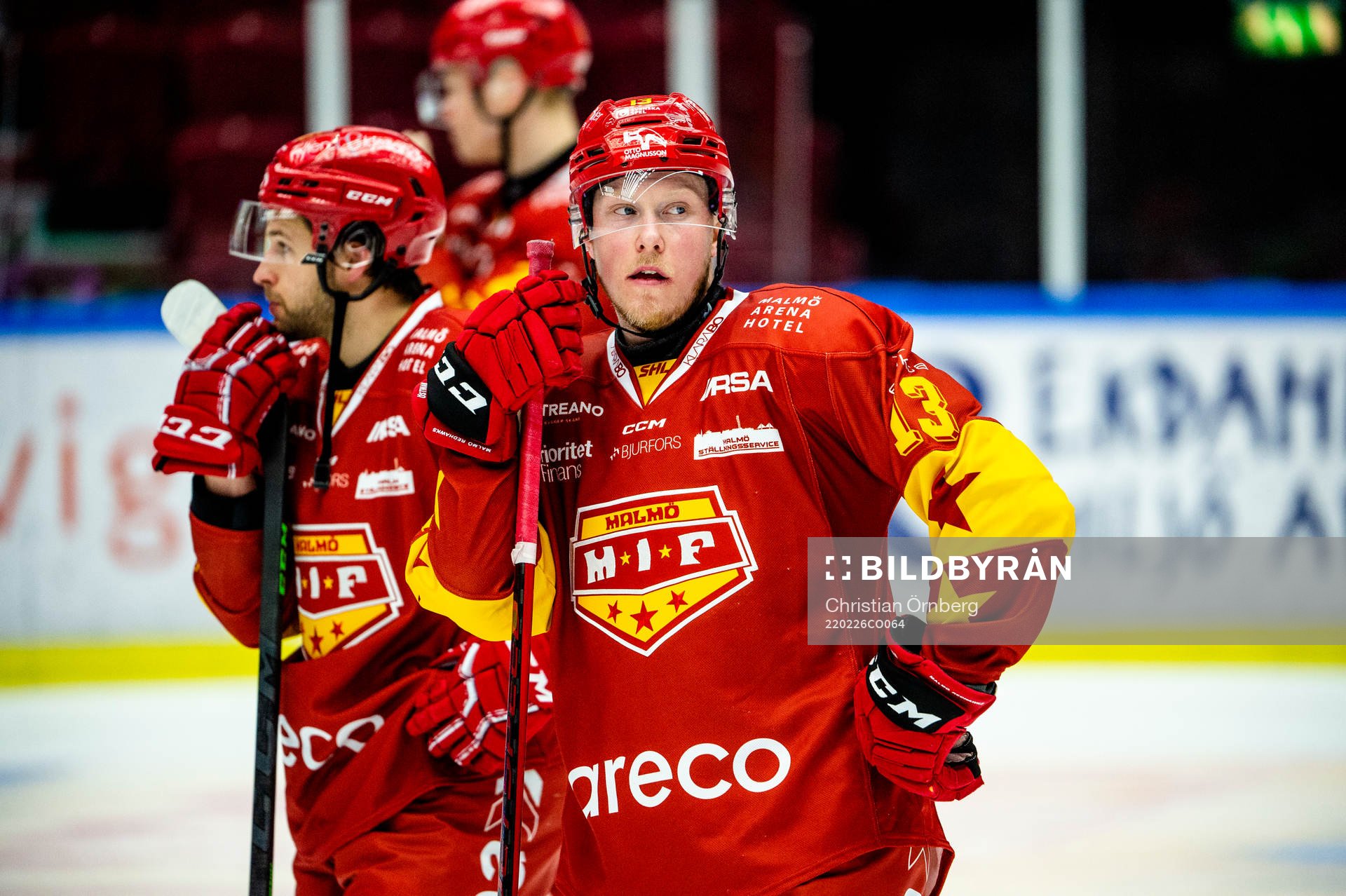 Malmö Redhawks Kalle Östman deppar med lagkamraterna