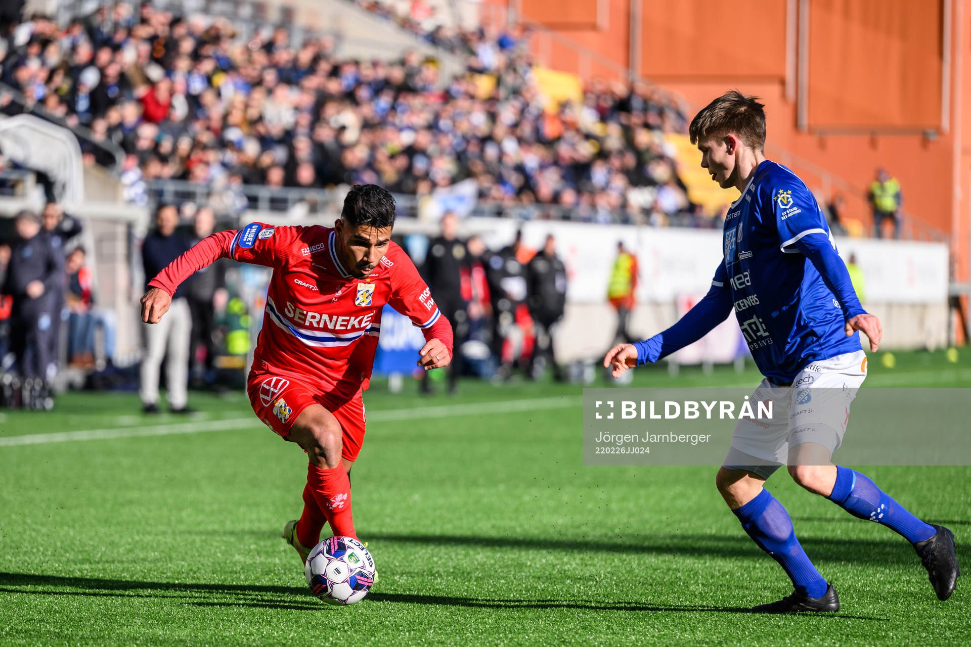 IFK Göteborgs Hosam Aiesh och Norrbys Gustav Berggren