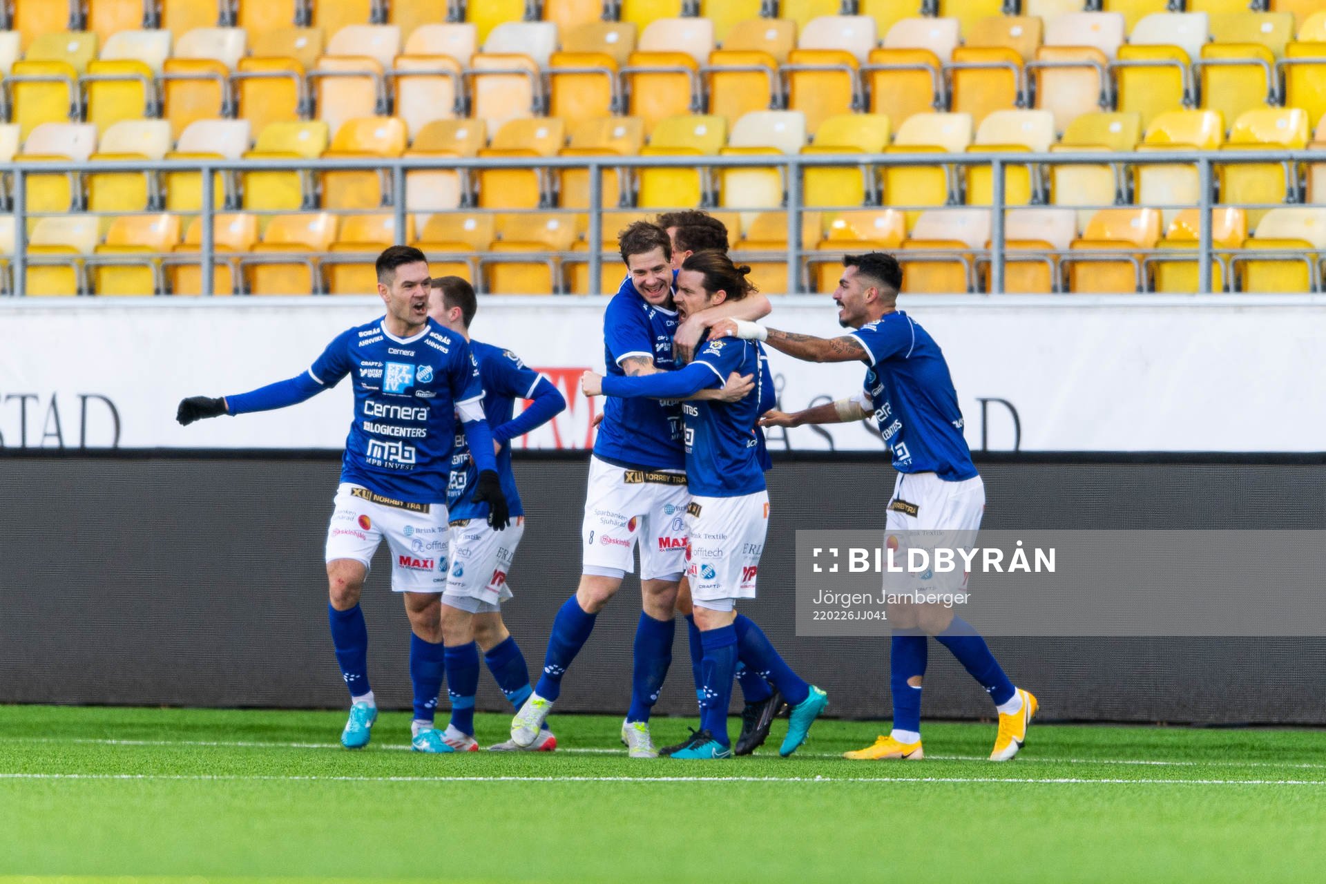Norrbys spelare jublar