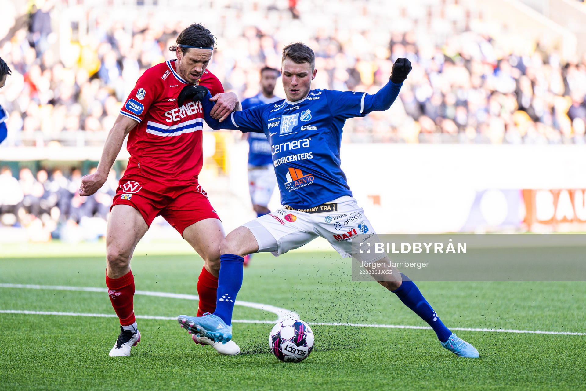 IFK Göteborgs Gustav Svensson och Norrbys Ekin Bulut
