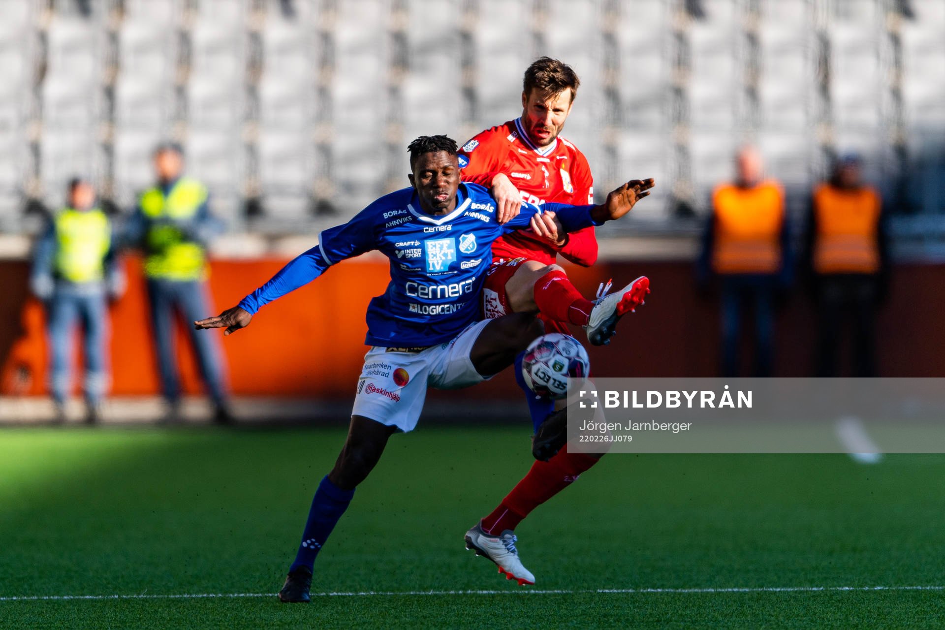 Norrbys Bubacarr Jobe och IFK Göteborgs Mattias Bjärsmyr