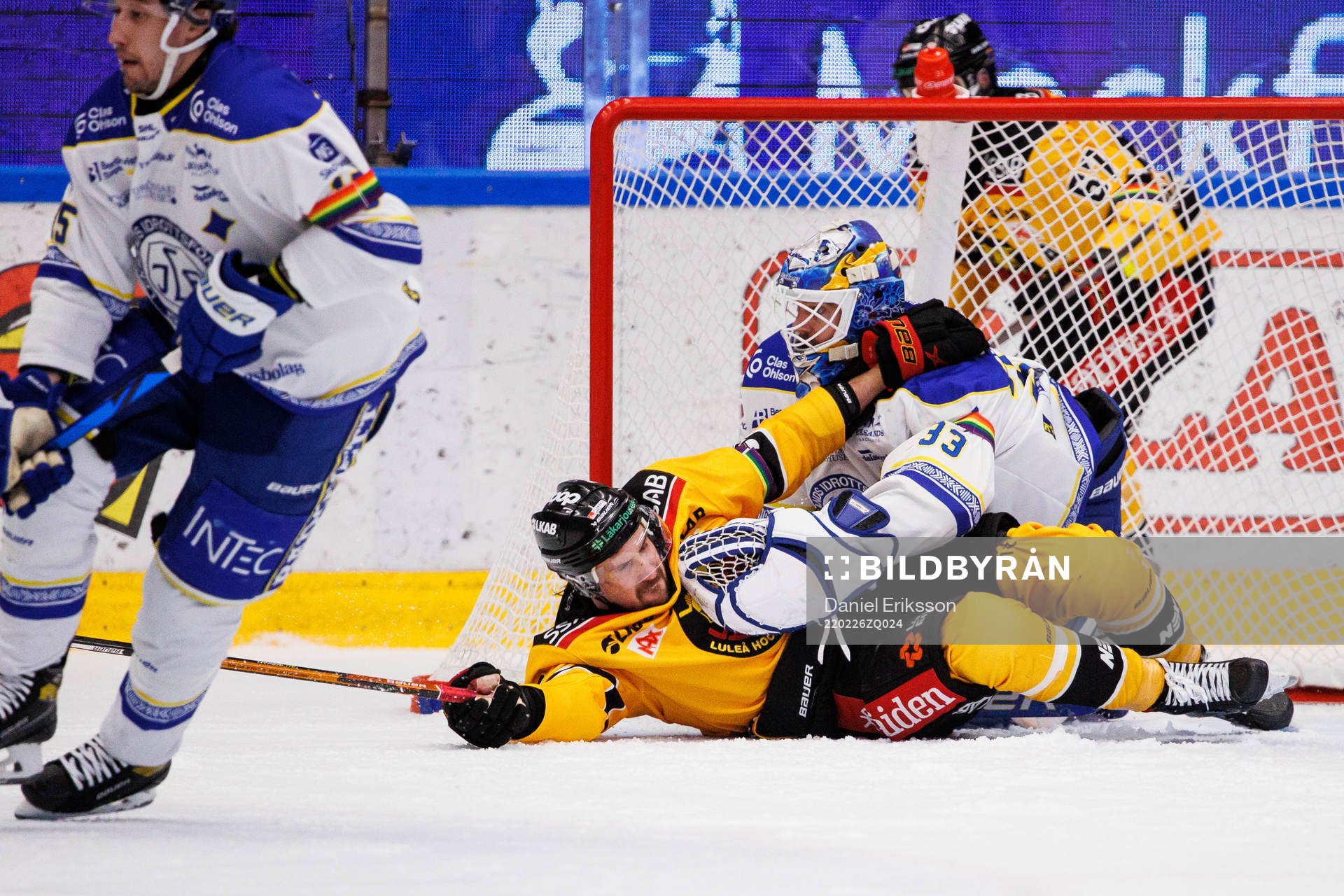 Luleås Sami Lepistö och Leksands målvakt Axel Brage