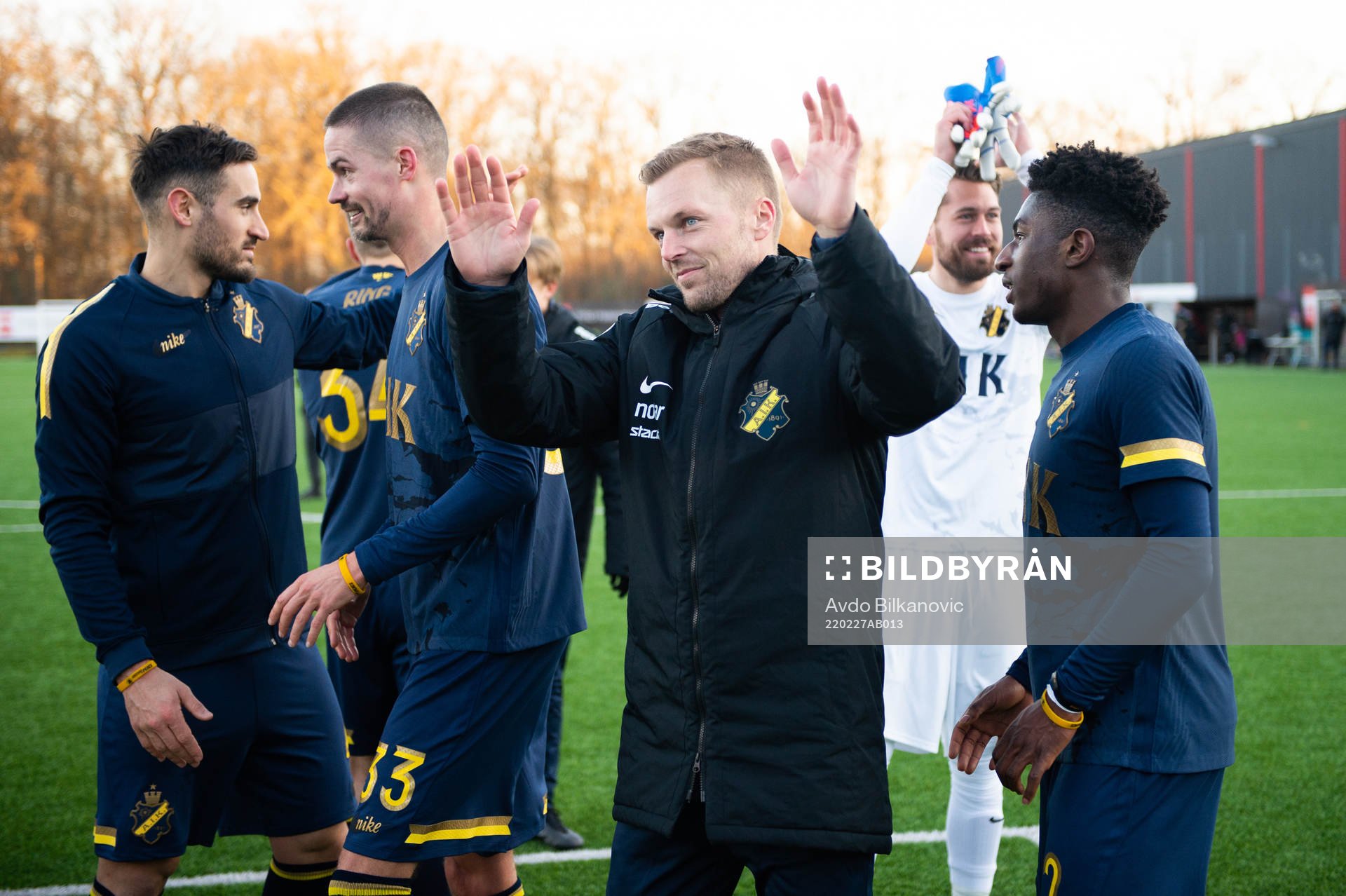 s Sebastian Larsson jublar