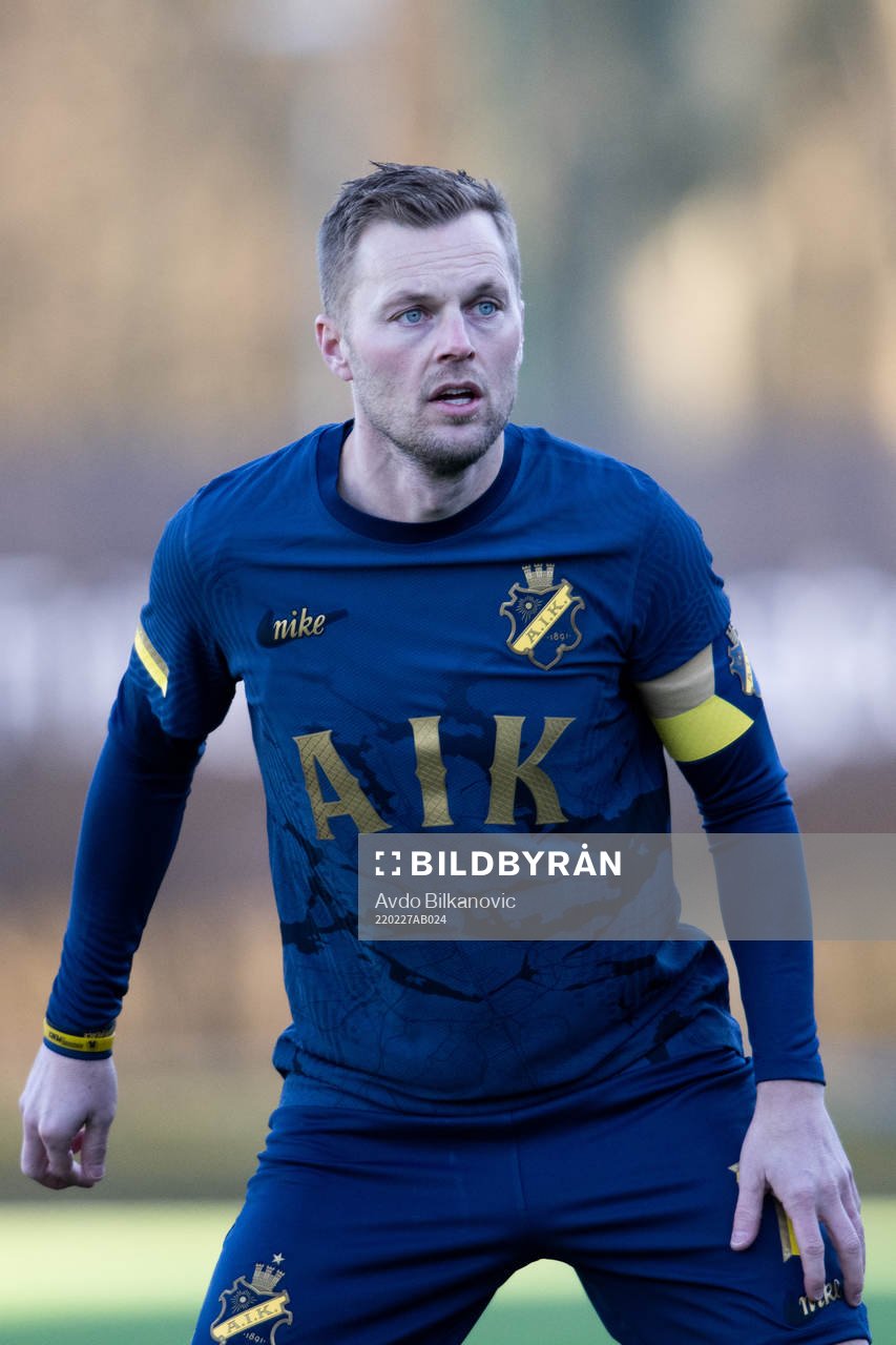 s Sebastian Larsson