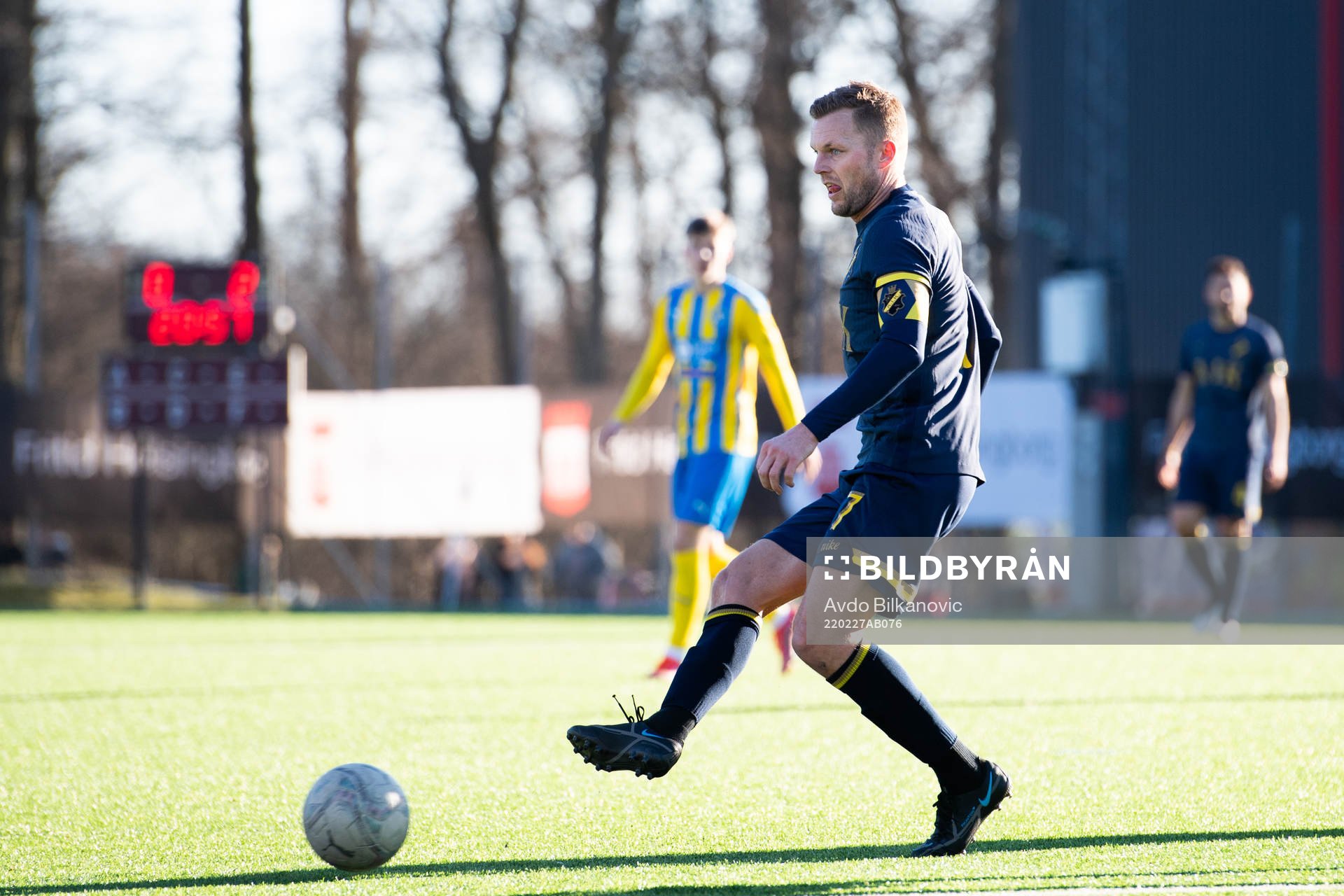 s Sebastian Larsson
