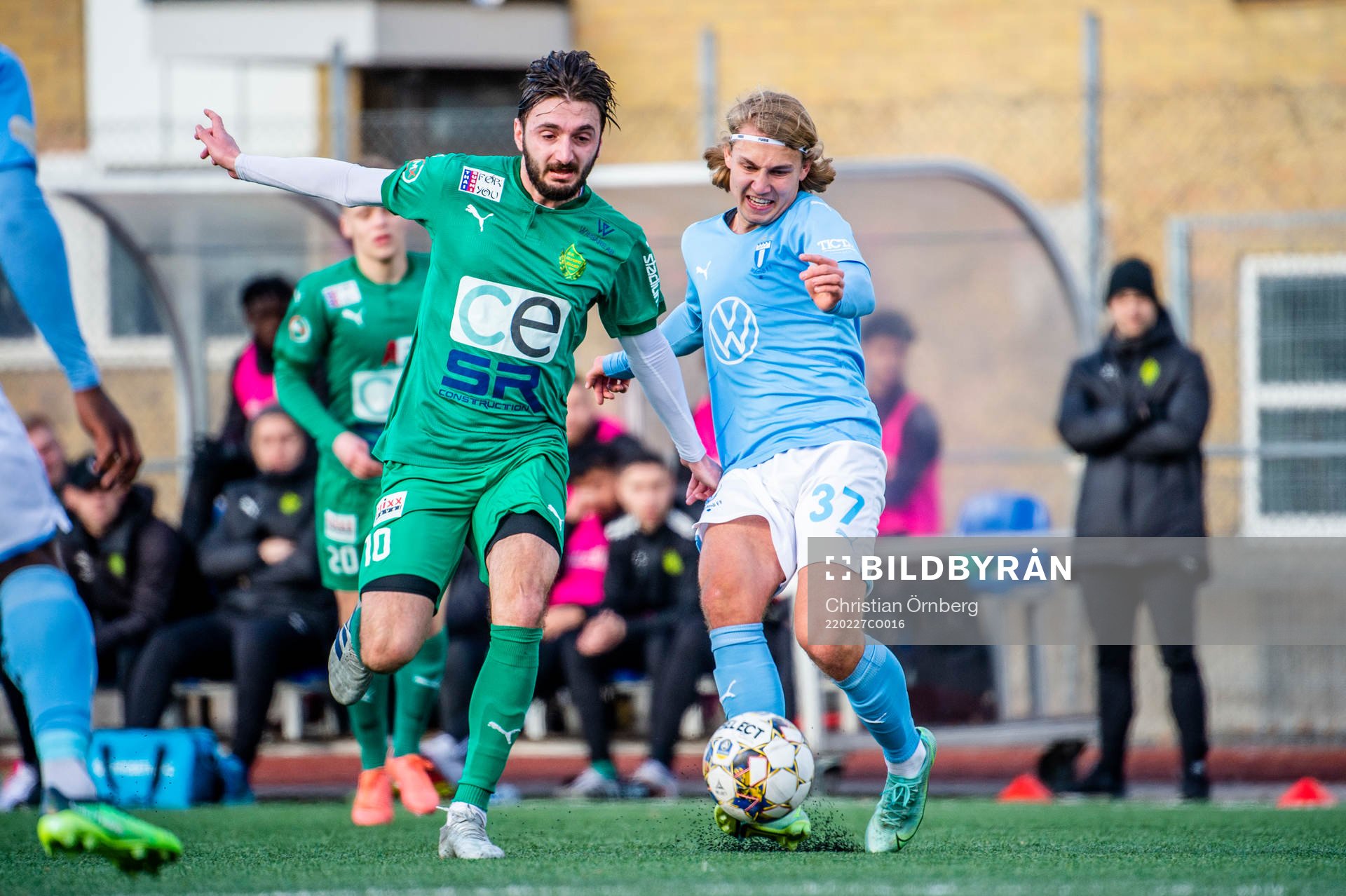 BK Olympics Bahrudin Atajic mot Malmö FFs Sebastian Nanasi