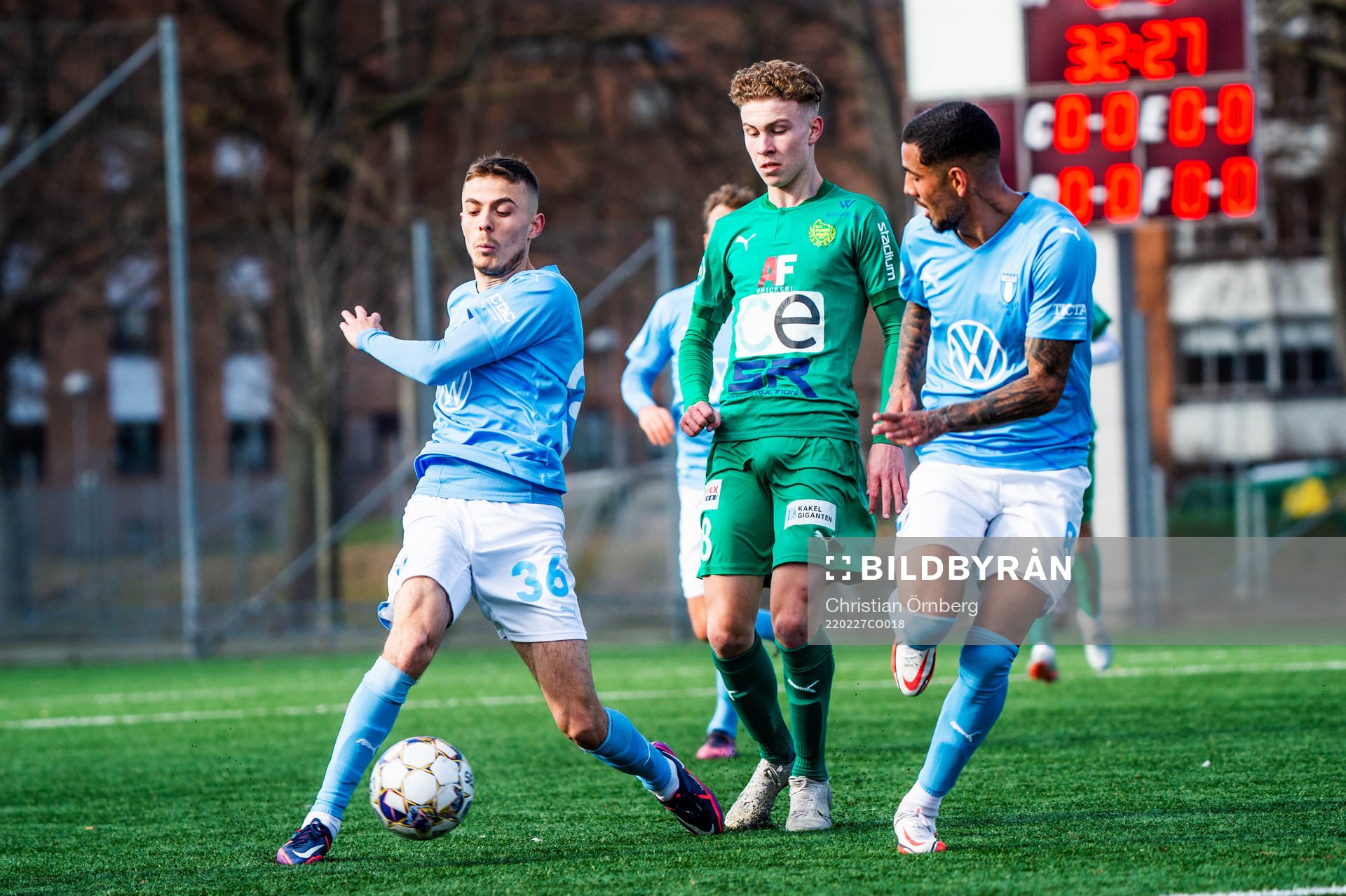 Malmö FFs Patriot Sejdiu och Sergio Pena mot BK Olympics