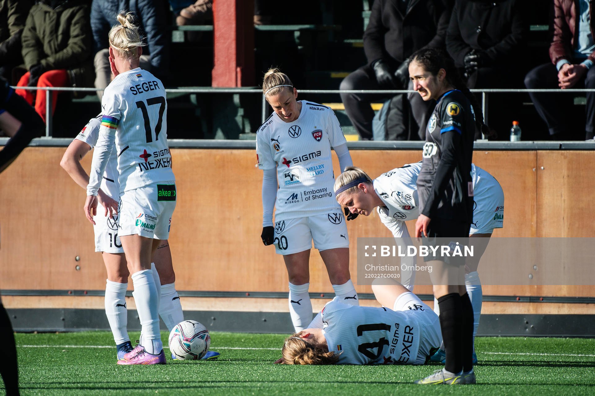 Rosengårds Evelina Pettersson har ont