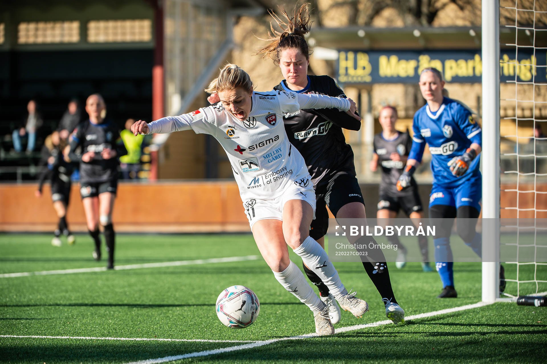 Rosengårds Mimmi Larsson och Växjös Thea Birgerud