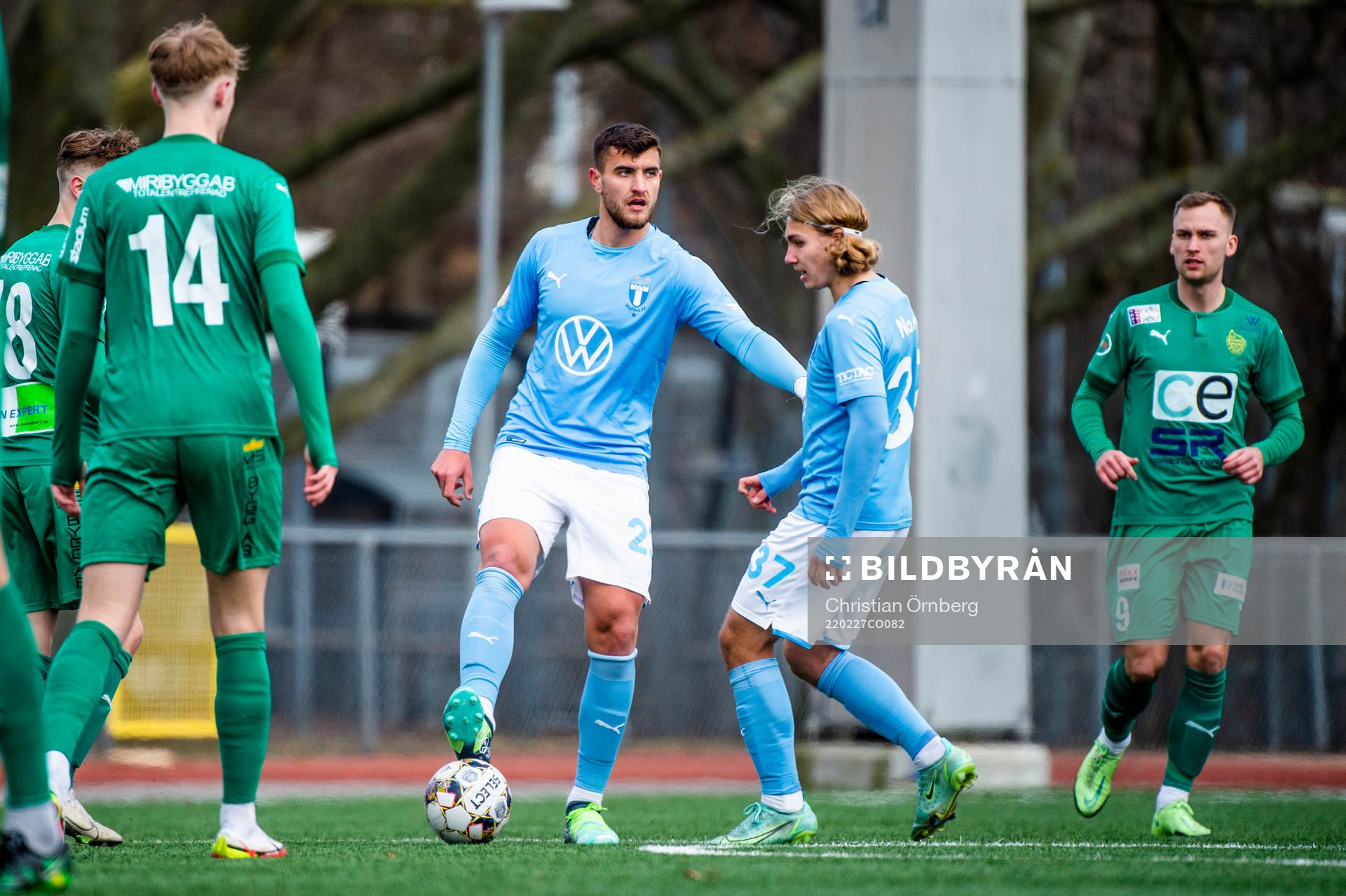 Malmö FFs Matej Chalus och Sebastian Nanasi