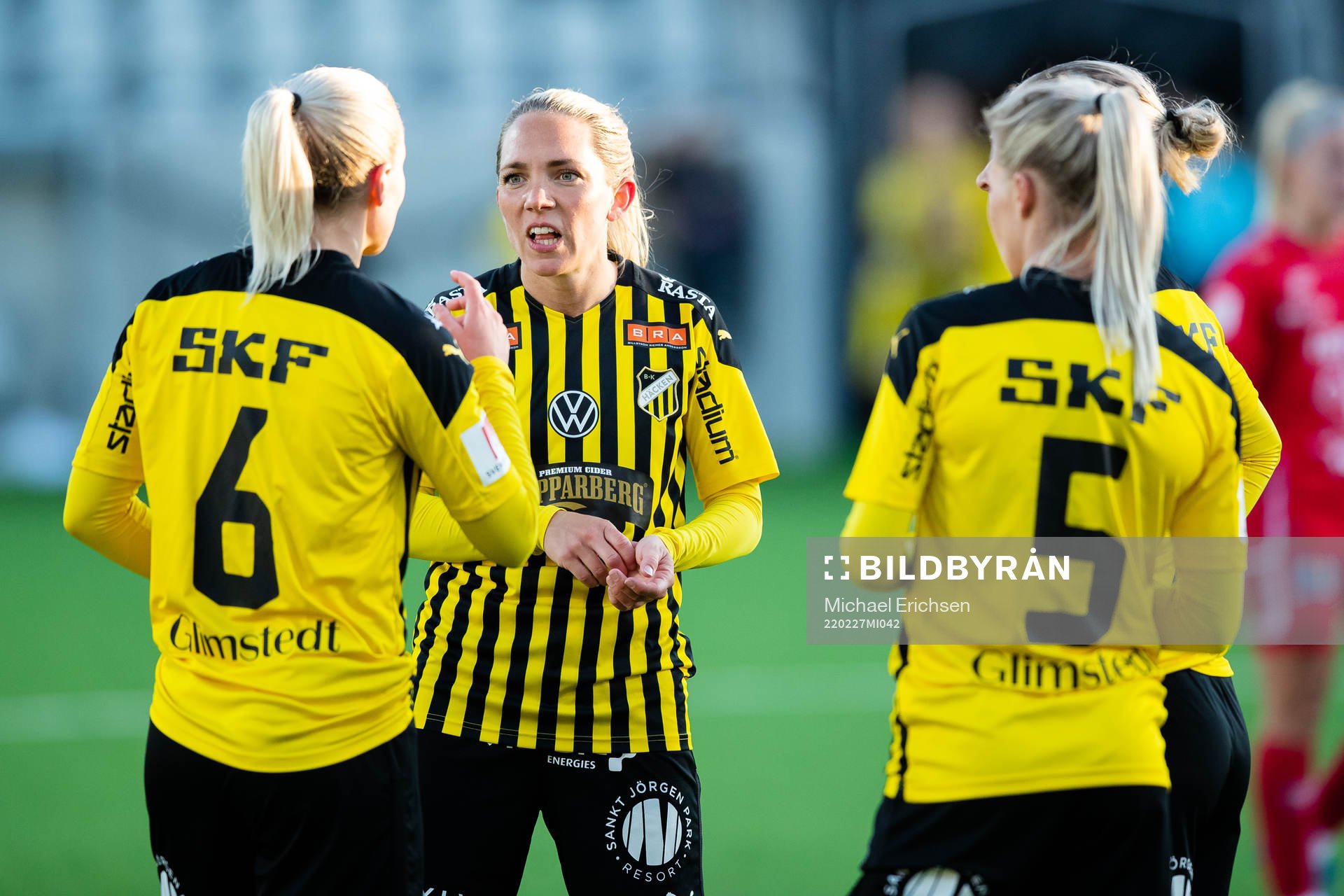 Häckens Josefine Rybrink och Elin Rubensson