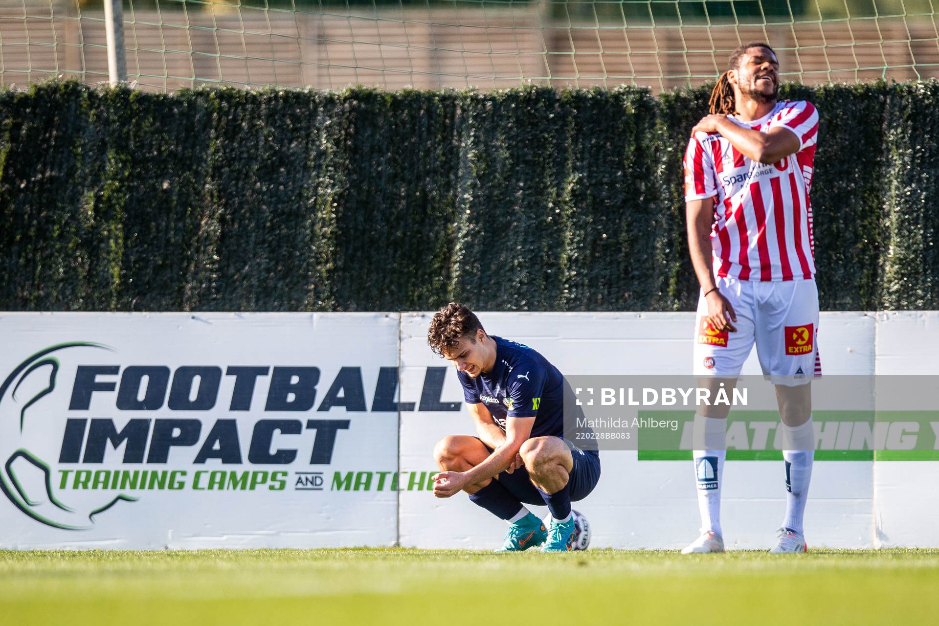 Assad Al Hamlawi of Helsingborg and Christophe Psyché of
