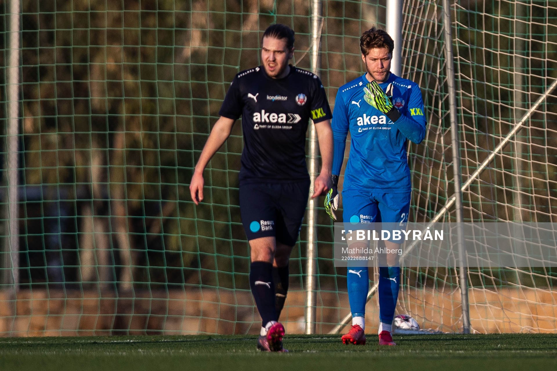 Charlie Weberg and goalkeeper Kalle Joelsson of Helsingborg