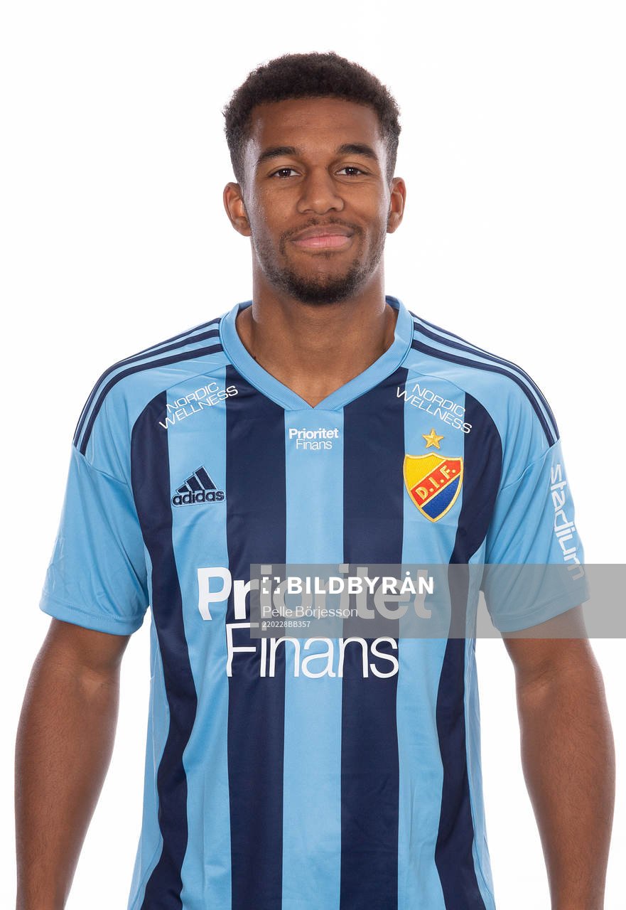 Djurgårdens Isak Hien