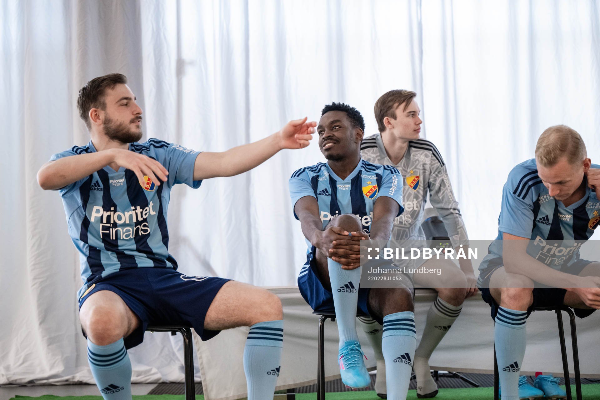 Albion Ademi och Joel Asoro