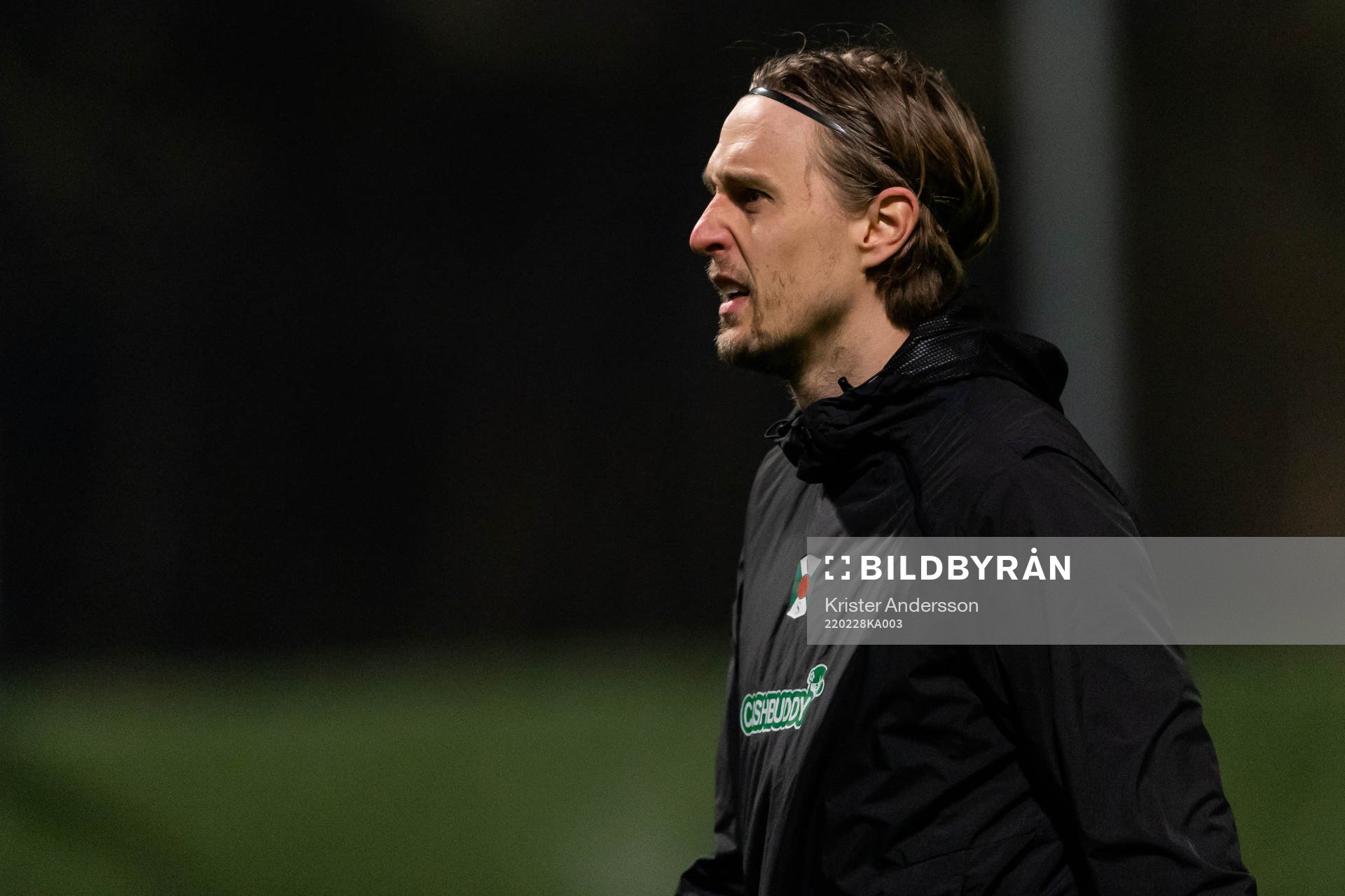 Varbergs Joakim Lindner före fotbollsmatchen i Svenska