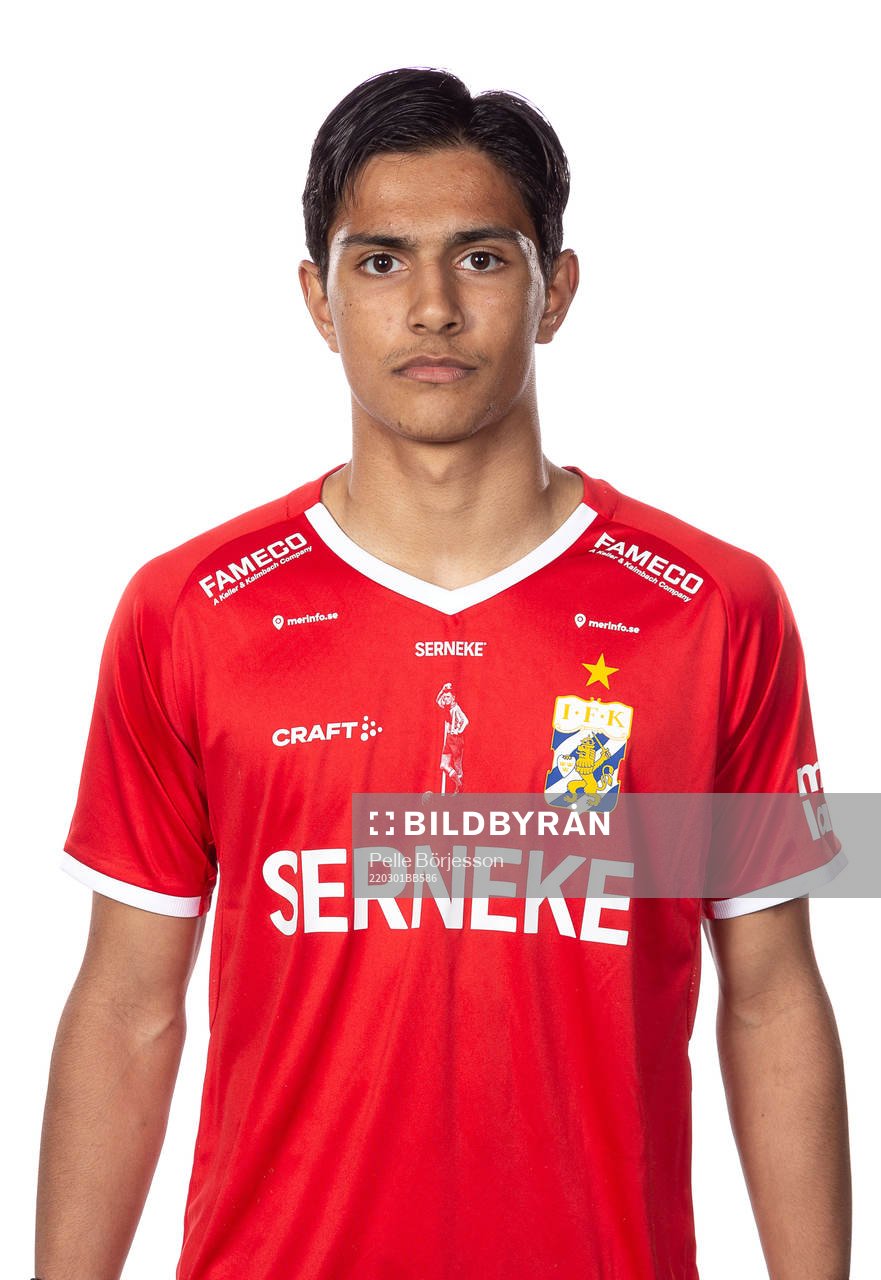 IFK Göteborgs Gustav Lillienberg poserar för ett porträtt den 1 mars 2022 i Göteborg.