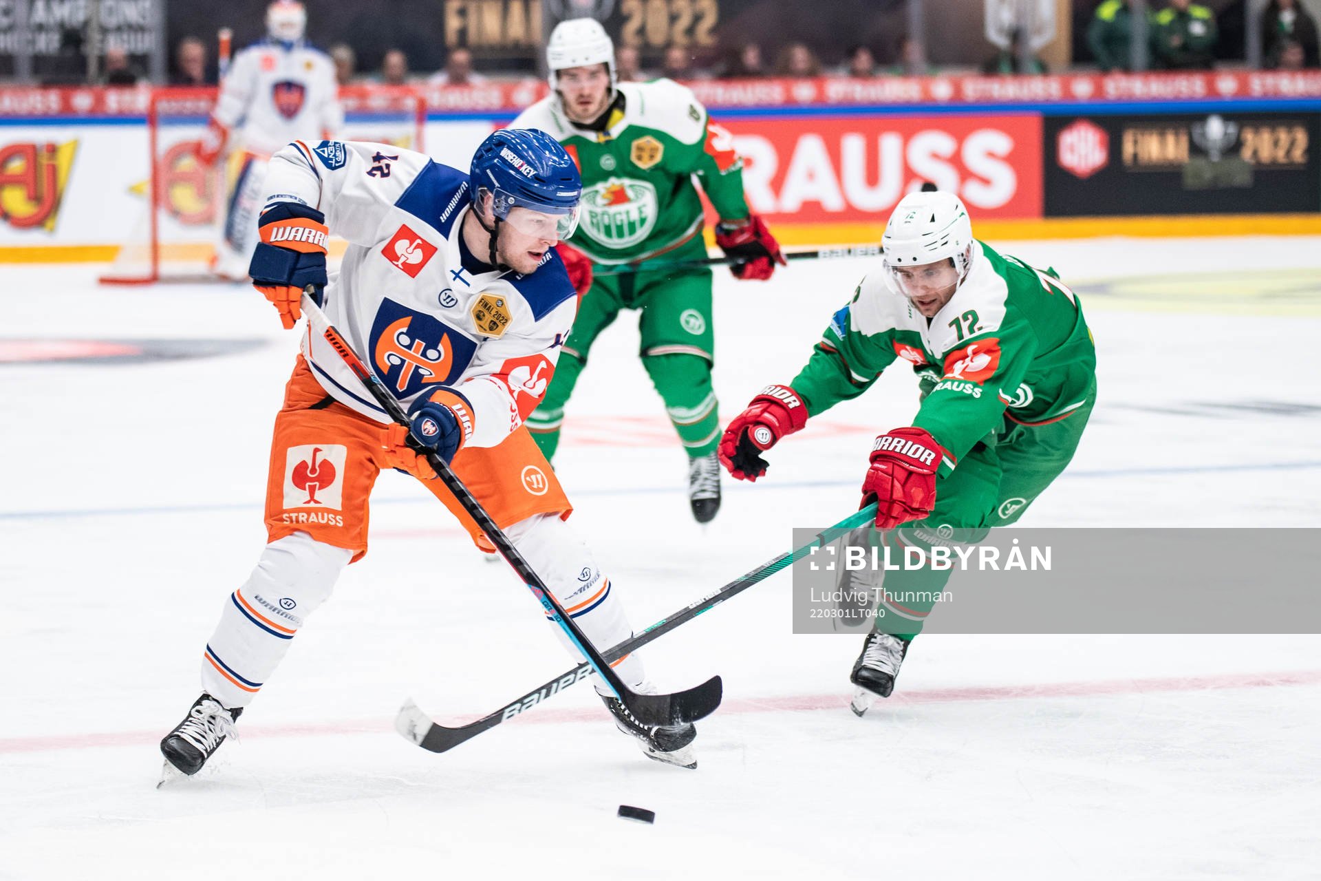 Otto Rauhala of Tappara and Daniel Zaar of Rögle